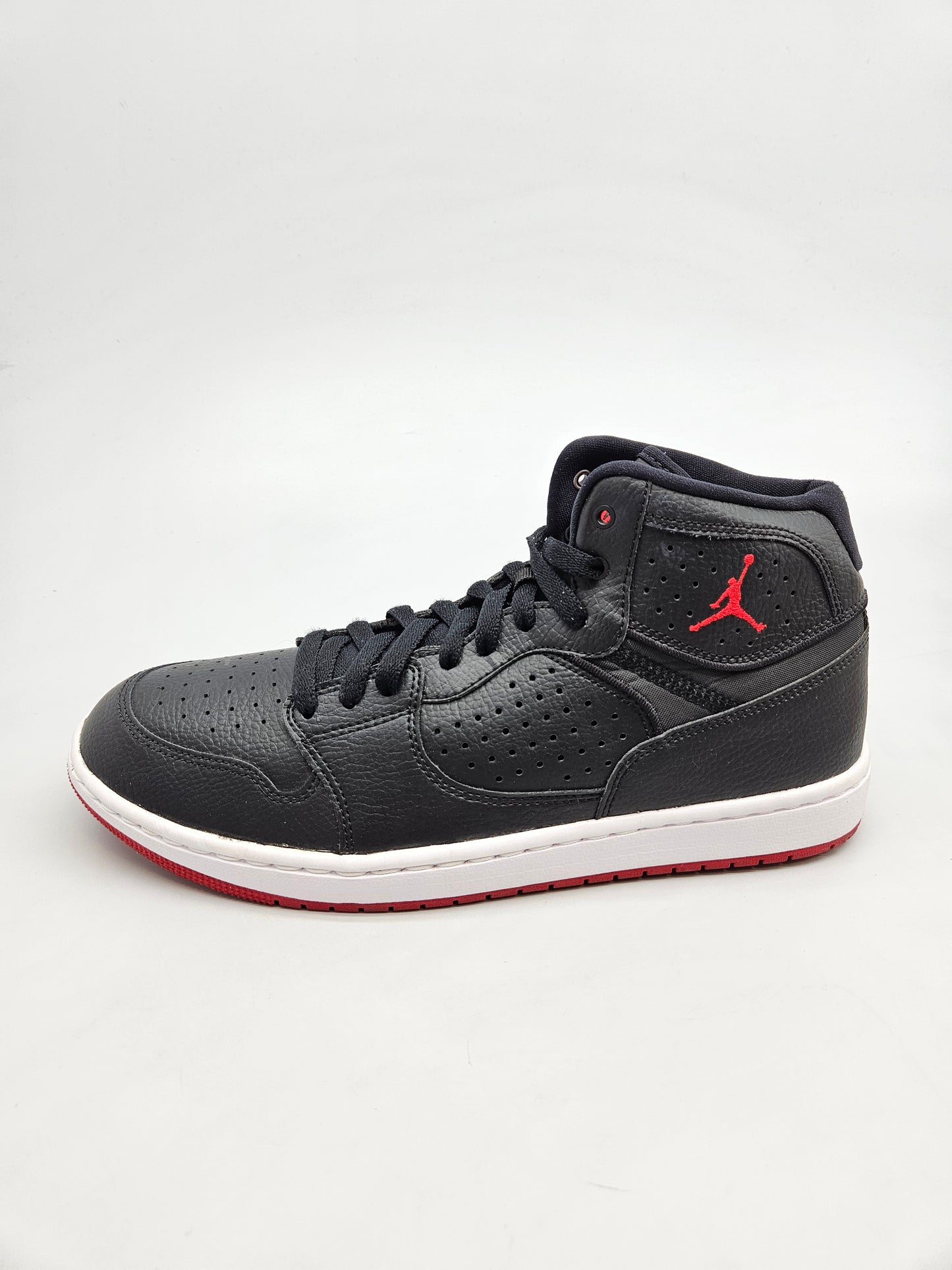 NIKE JORDAN NOVI ORIGINAL PATIKI BR 44