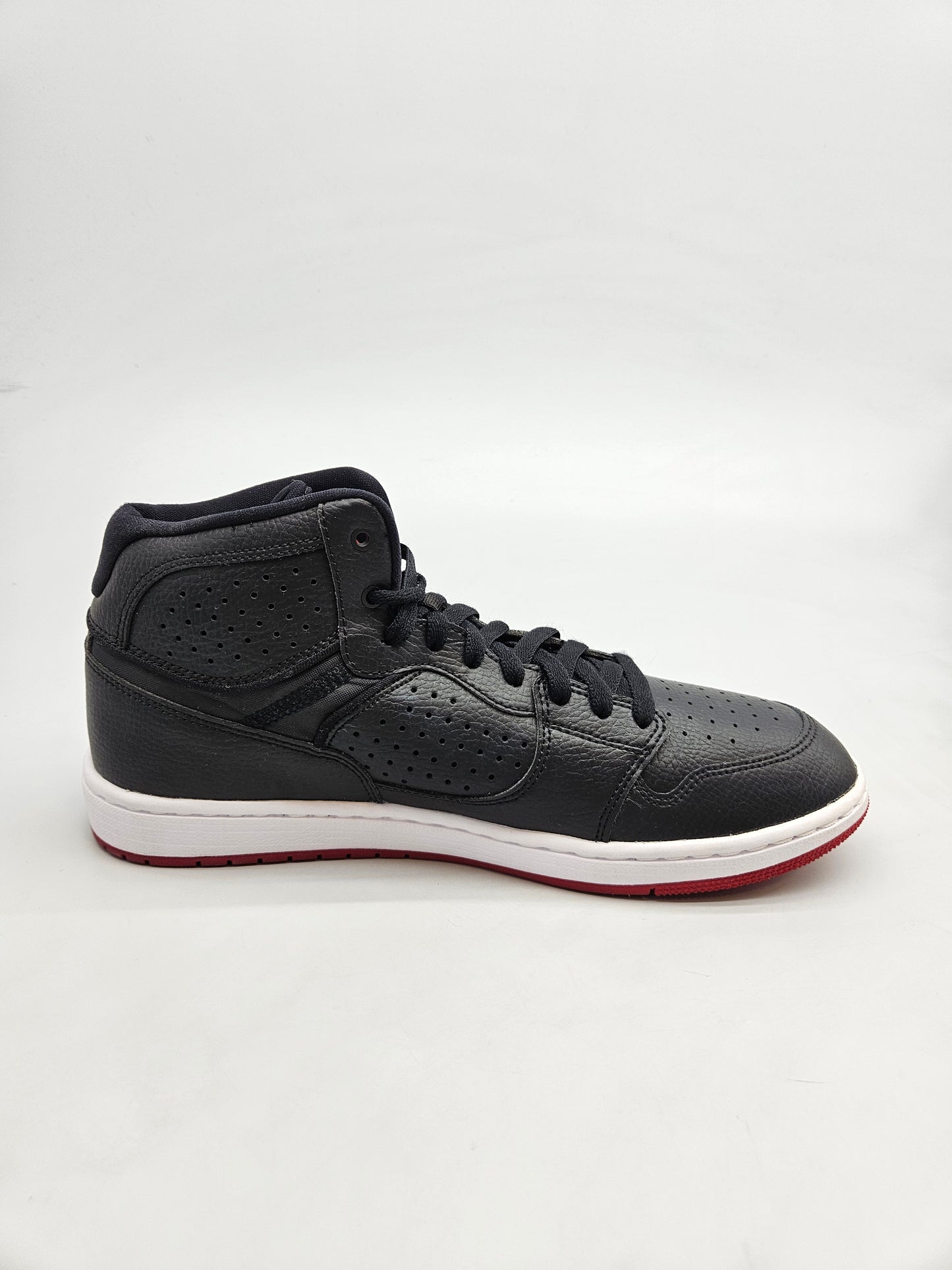 NIKE JORDAN NOVI ORIGINAL PATIKI BR 44