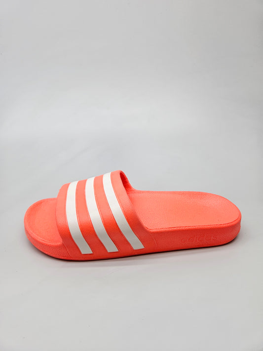 ADIDAS NOVI ORIGINAL VLECKI BR 39
