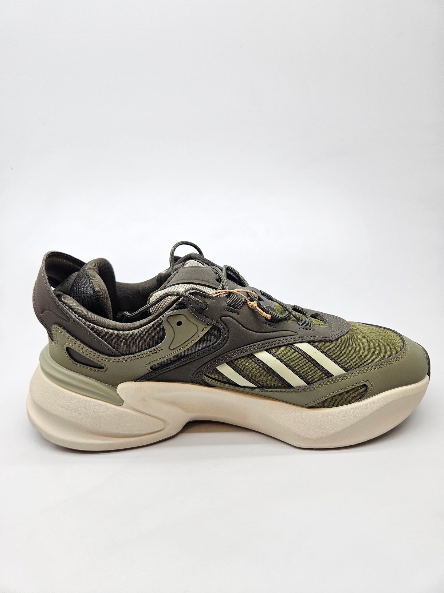 ADIDAS NOVI ORIGINAL PATIKI BR 43