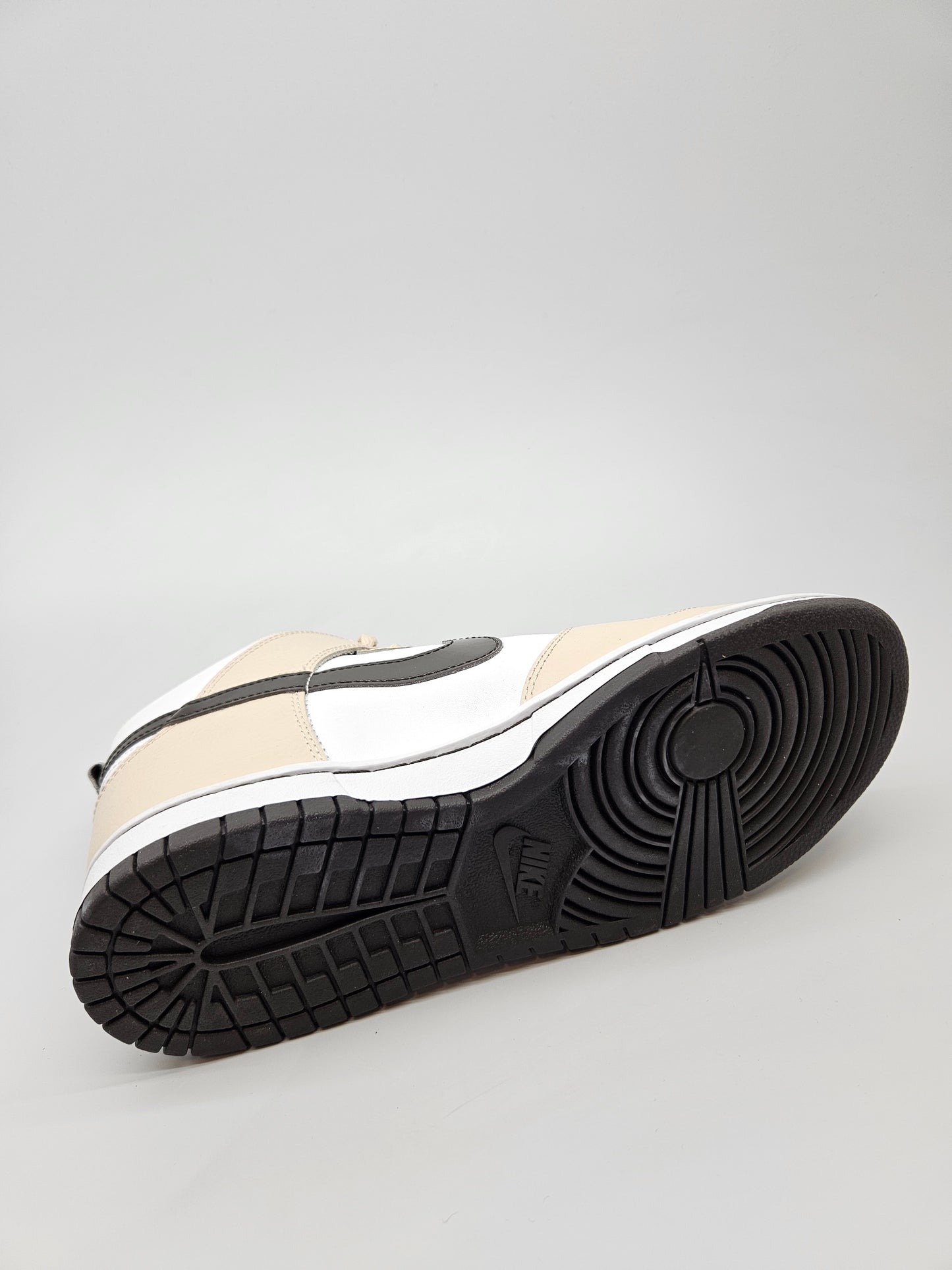 NIKE NOVI ORIGINAL PATIKI BR 41
