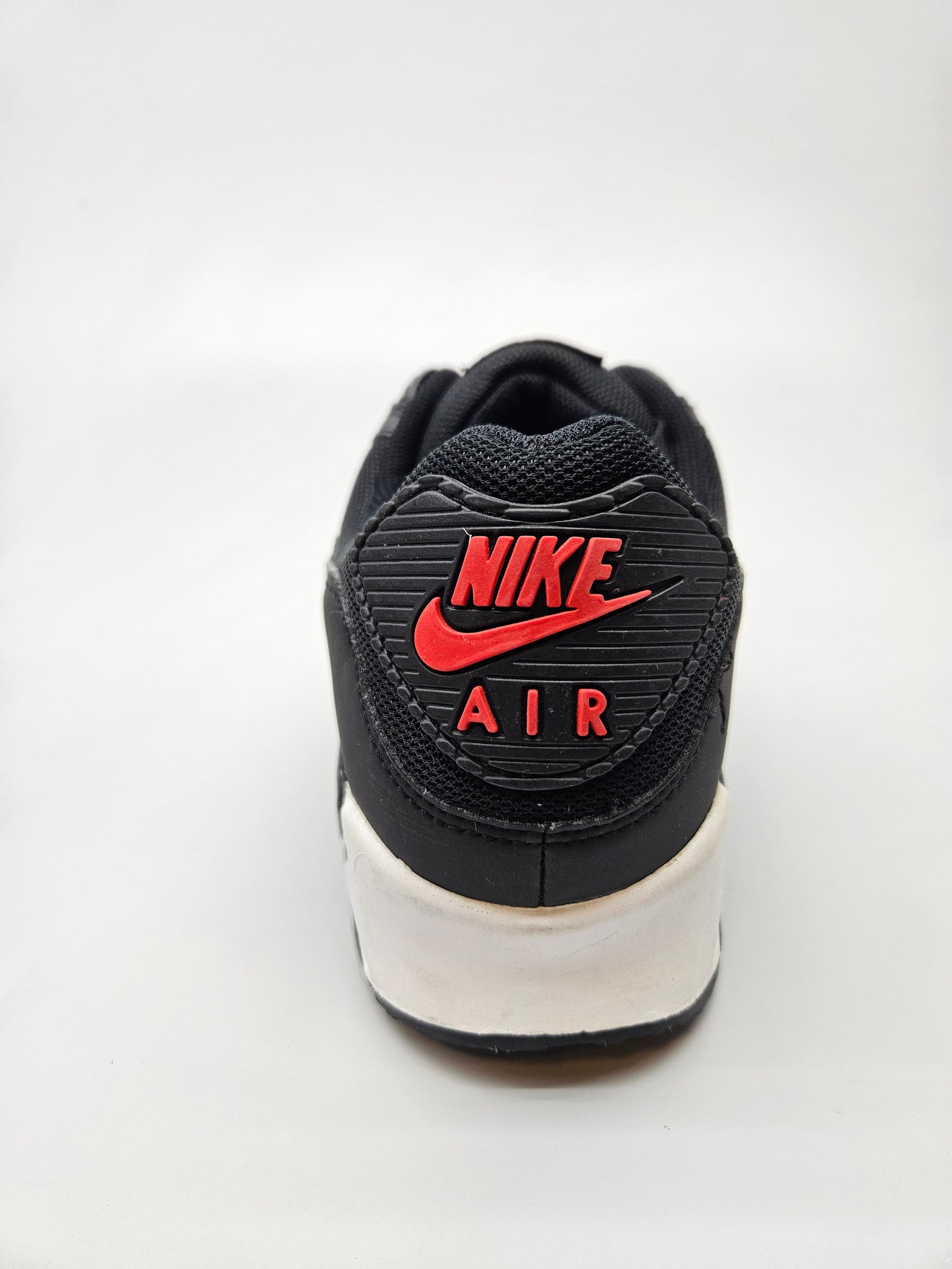 NIKE AIRMAX NOVI ORIGINAL PATIKI BR 45.5