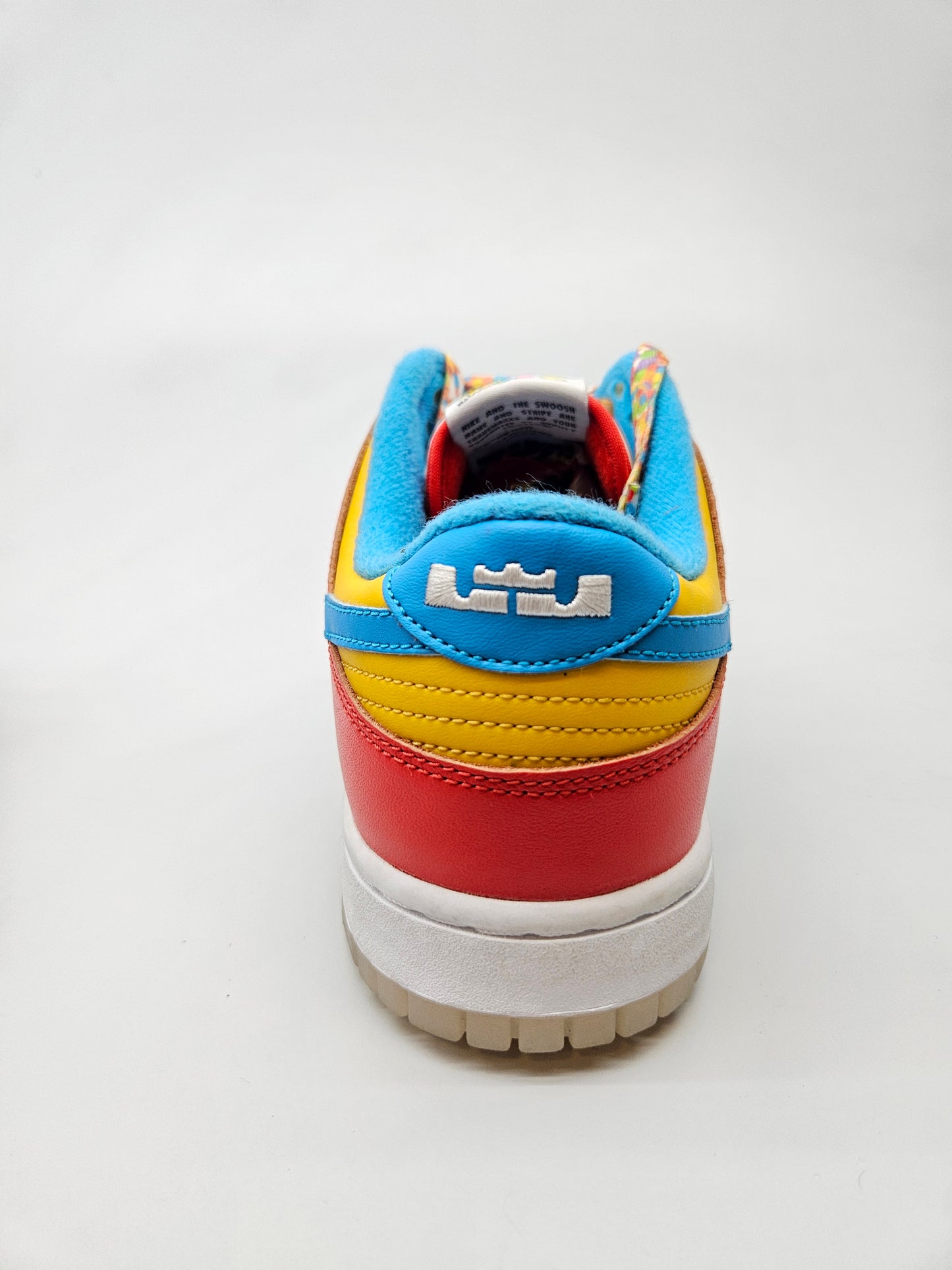 NIKE NOVI ORIGINAL PATIKI BR 43