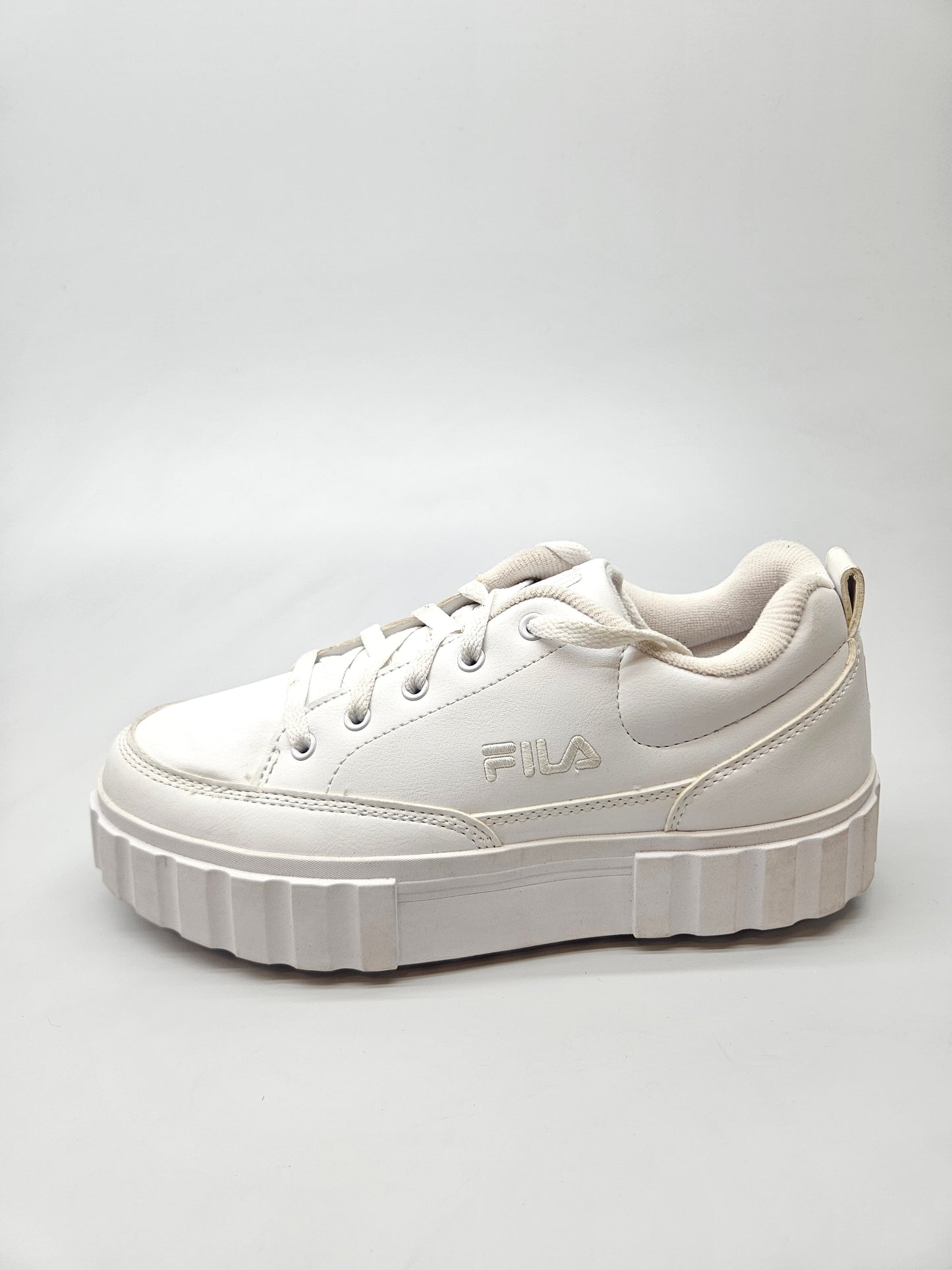FILA NOVI ORIGINAL PATIKI BR 39