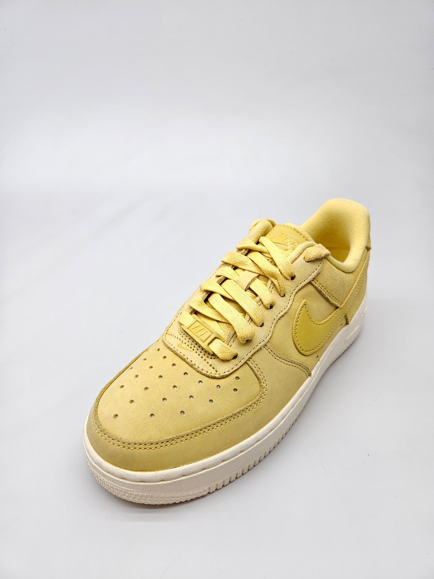 NIKE AF1 ORIGINAL NOVI PATIKI BR 37.5