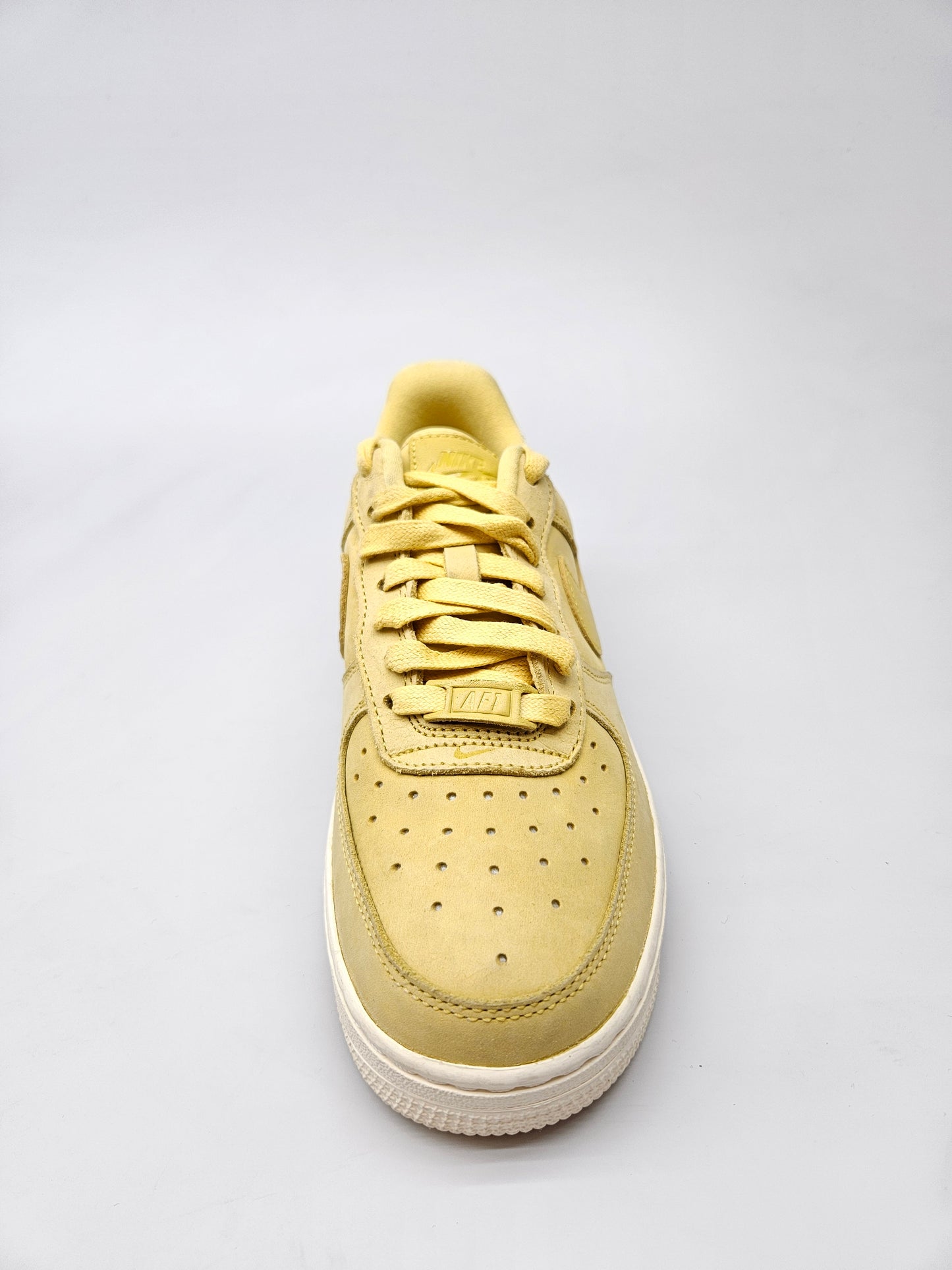 NIKE AF1 ORIGINAL NOVI PATIKI BR 37.5