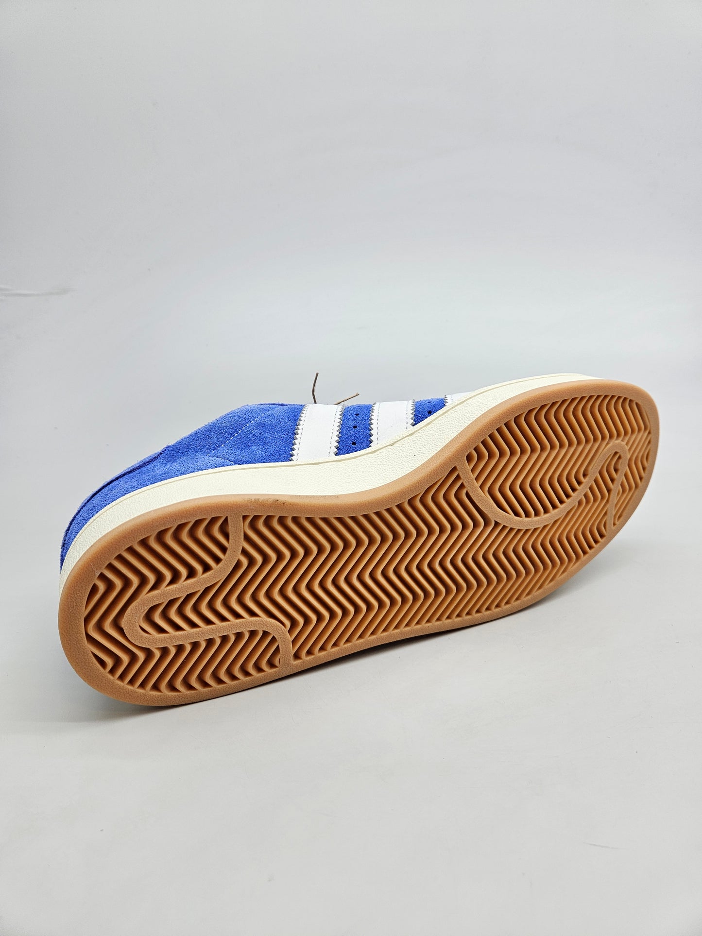 ADIDAS NOVI ORIGINAL PATIKI BR 41