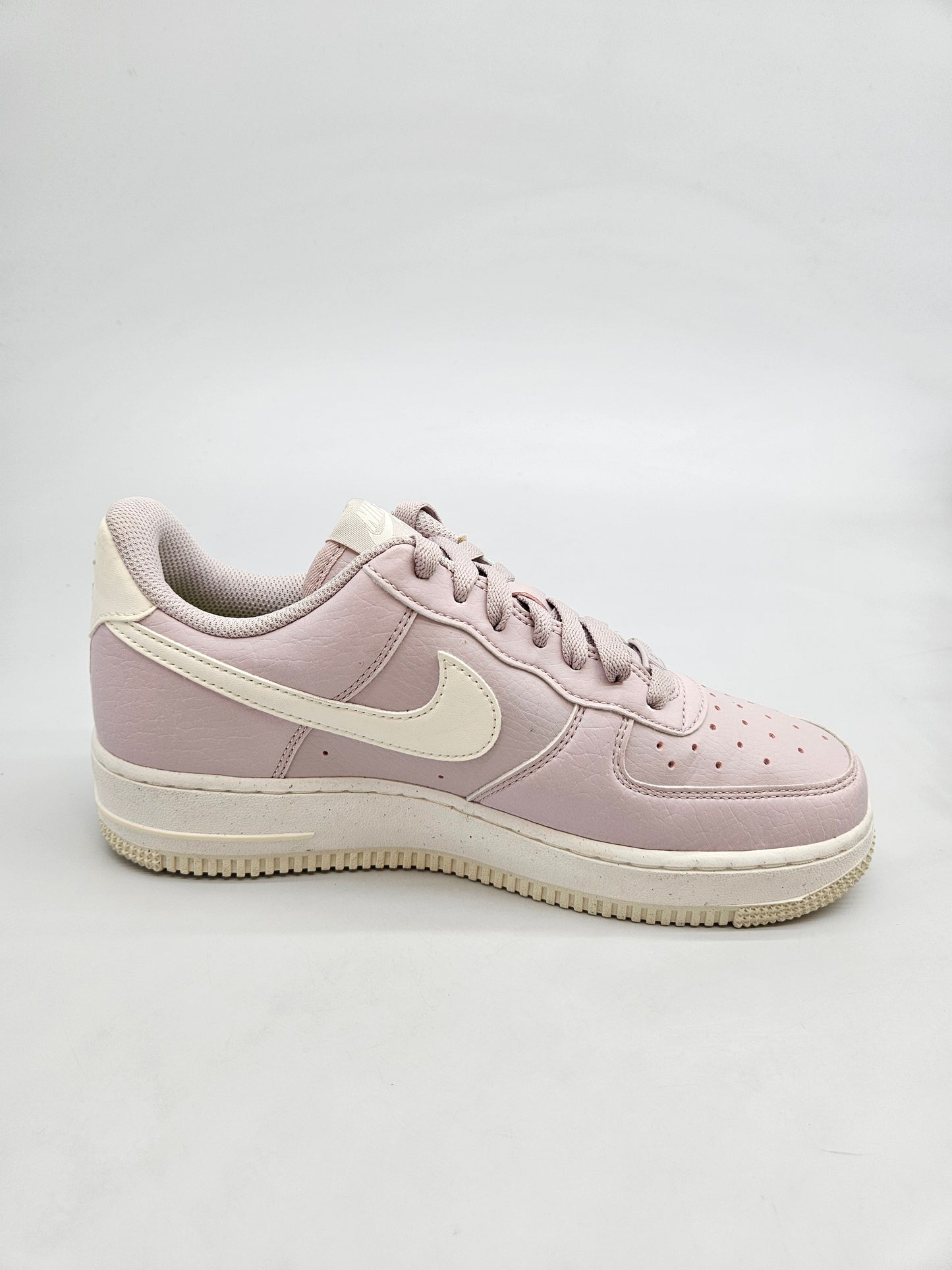 NIKE NOVI ORIGINAL PATIKI BR 39