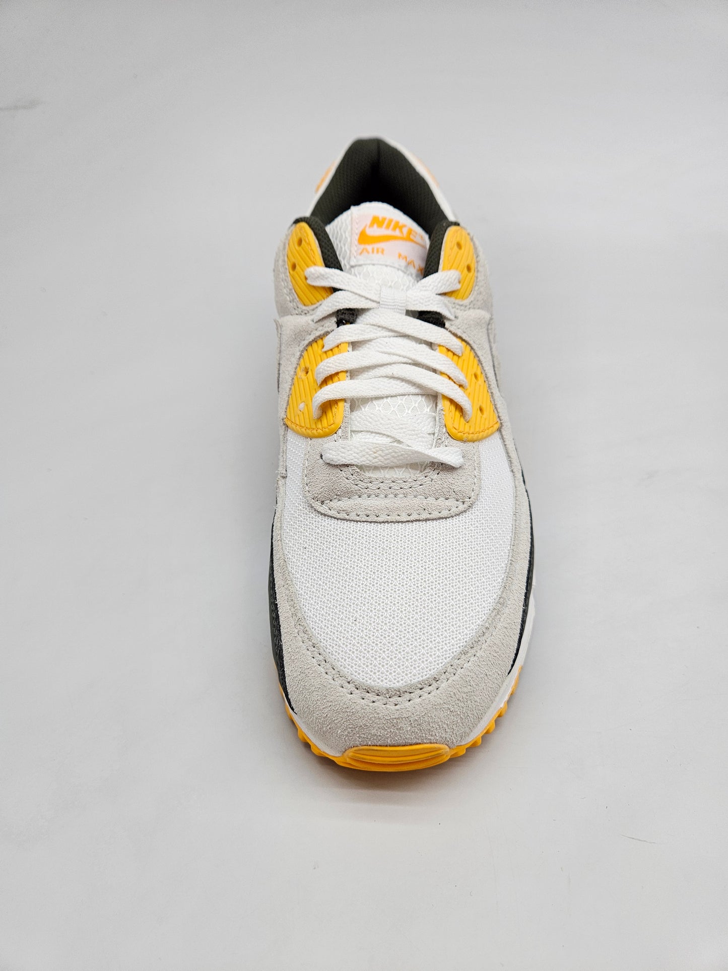 NIKE AIRMAX NOVI ORIGINAL PATIKI BR 44.5