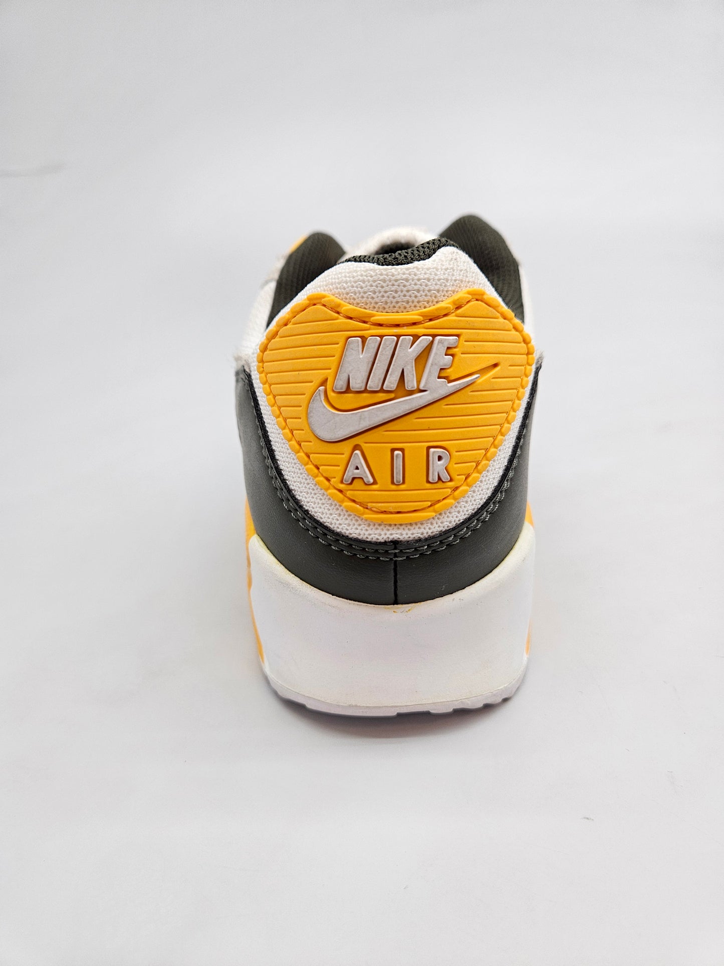 NIKE AIRMAX NOVI ORIGINAL PATIKI BR 44.5