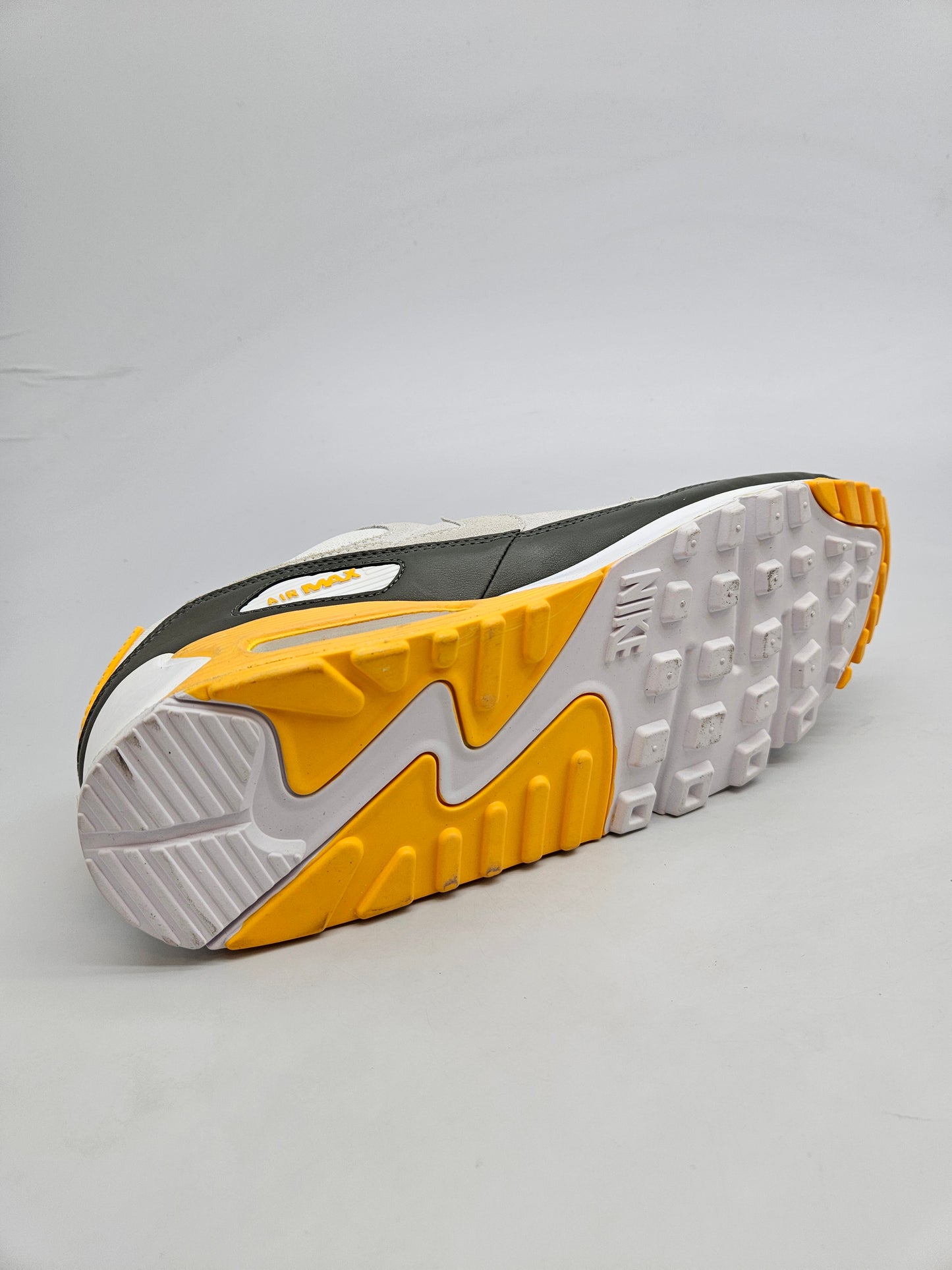 NIKE AIRMAX NOVI ORIGINAL PATIKI BR 44.5