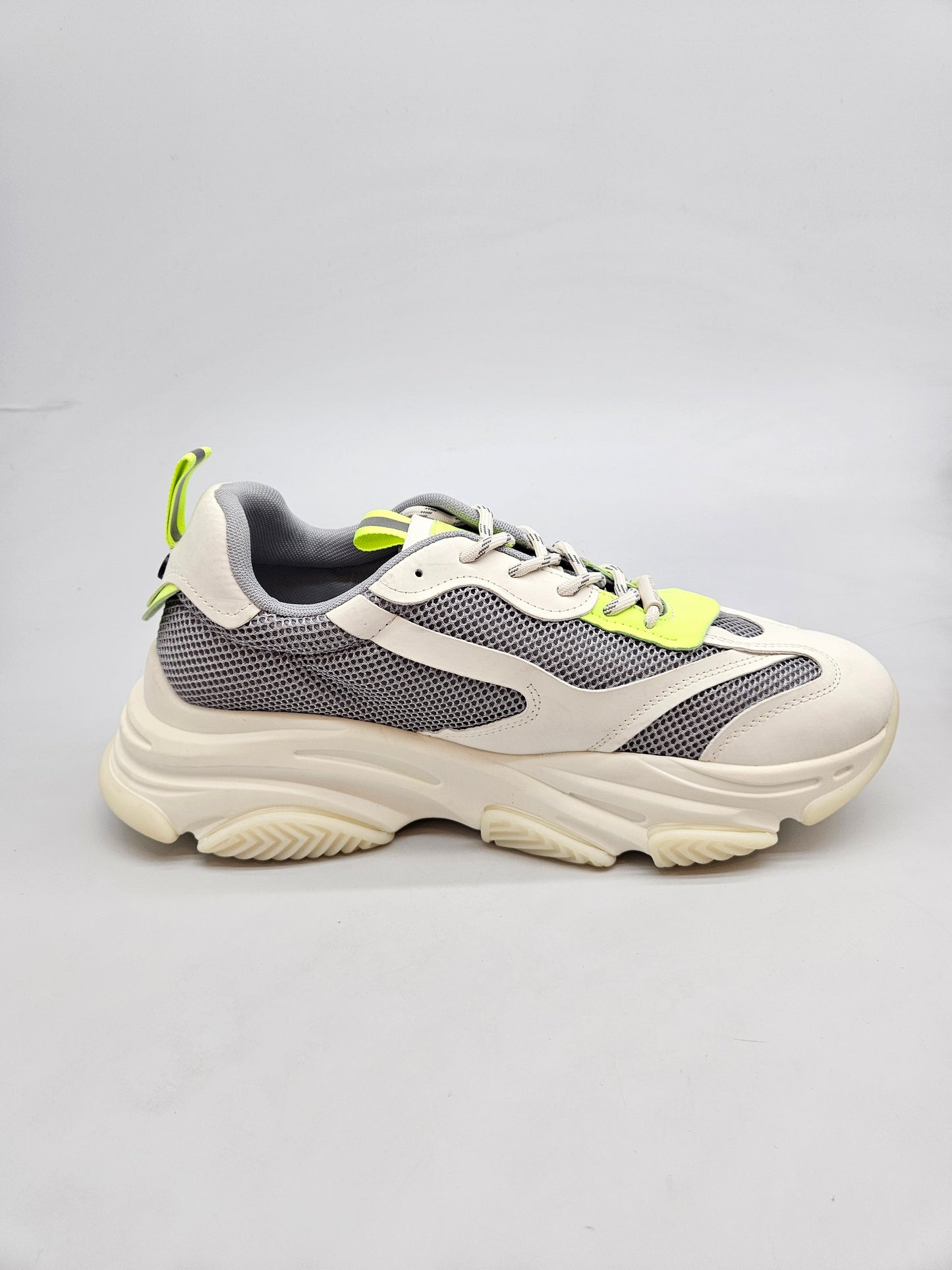 STEVE MADDEN NOVI ORIGINAL PATIKI BR 45