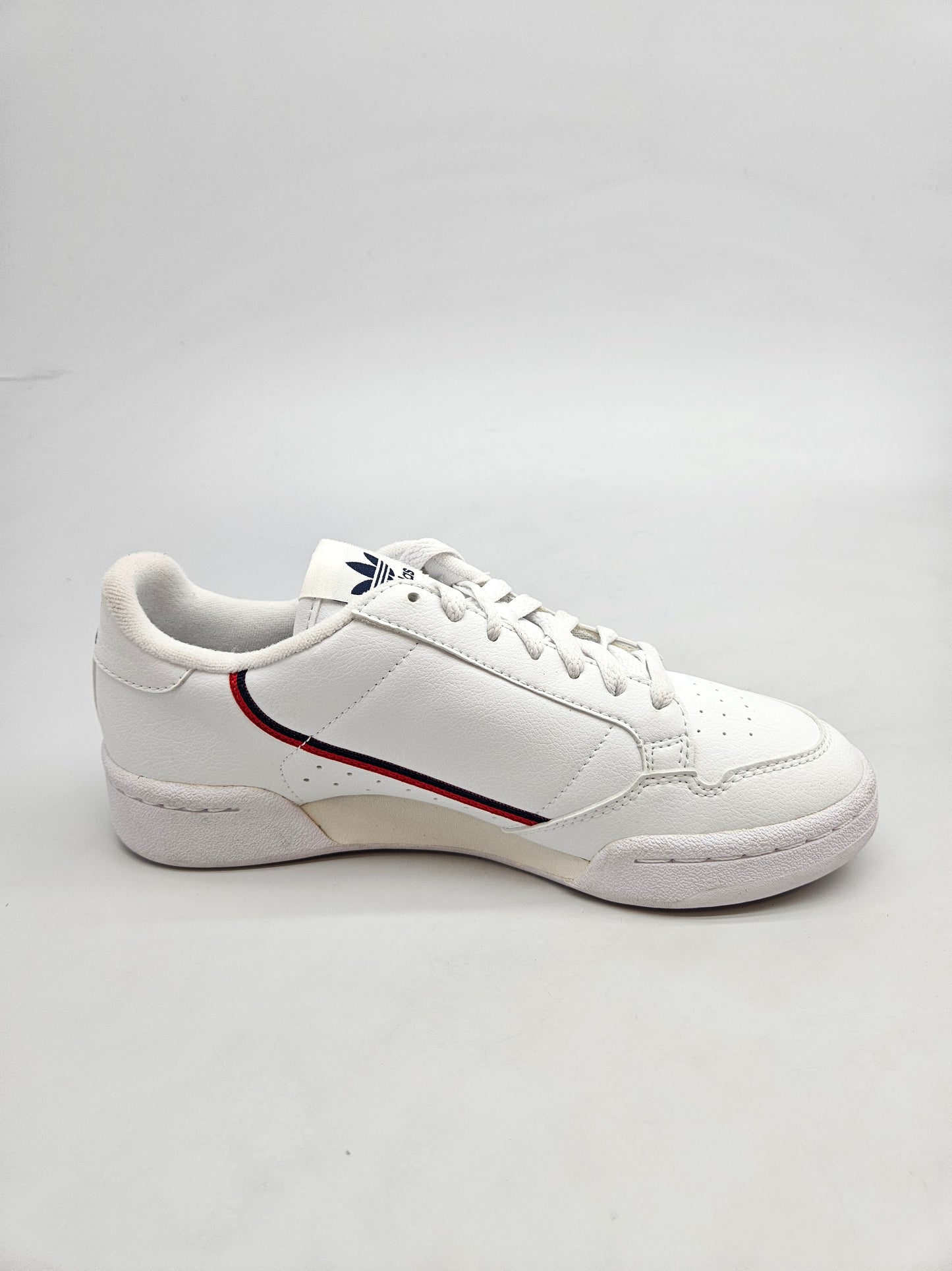 ADIDAS NOVI ORIGINAL PATIKI BR 40