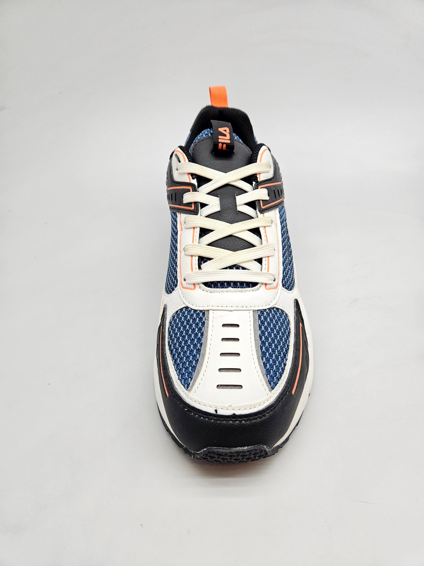 FILA NOVI ORIGINAL PATIKI BR 46