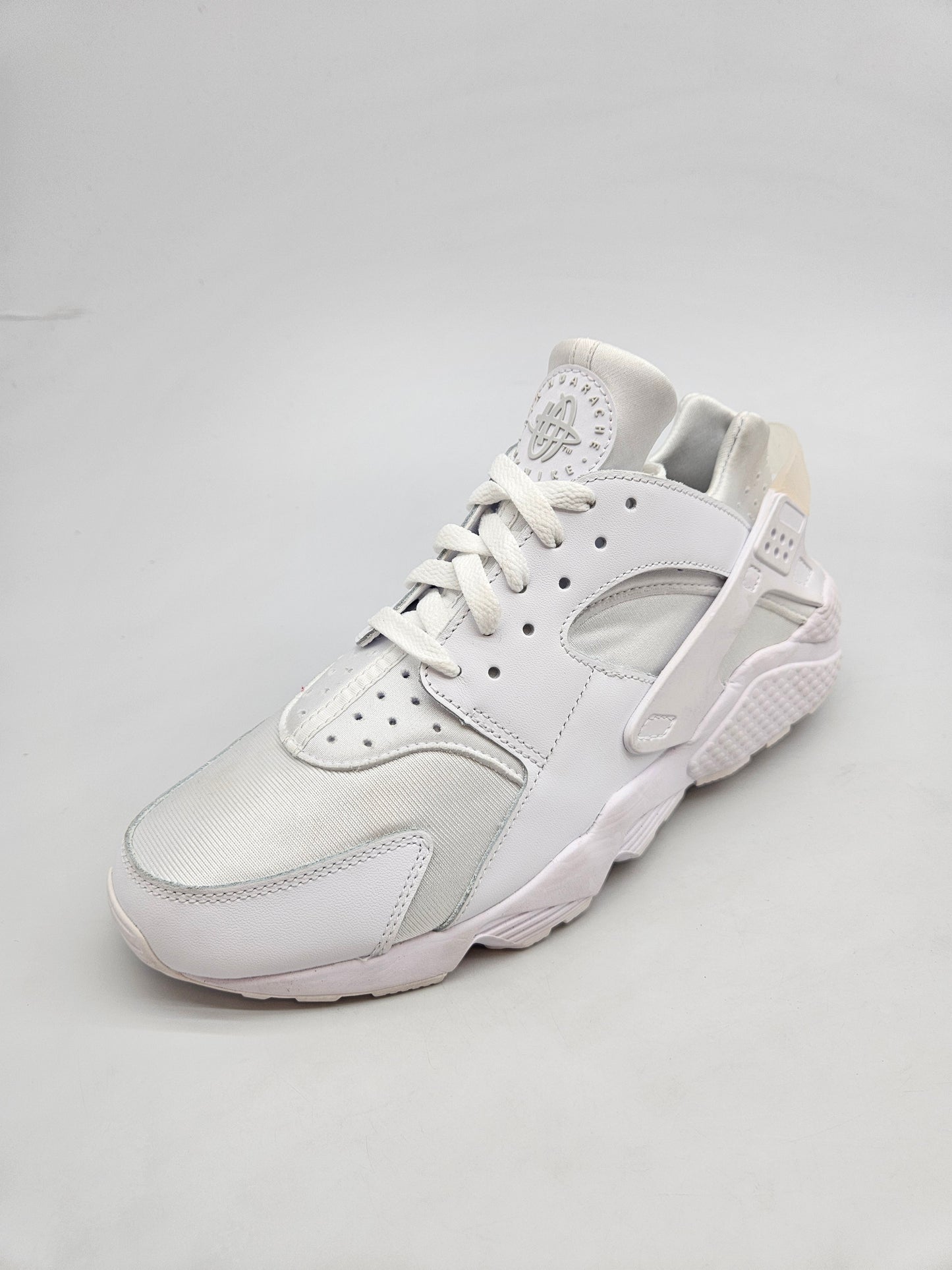 NIKE HUARACHE NOVI ORIGINAL PATIKI BR 44.5