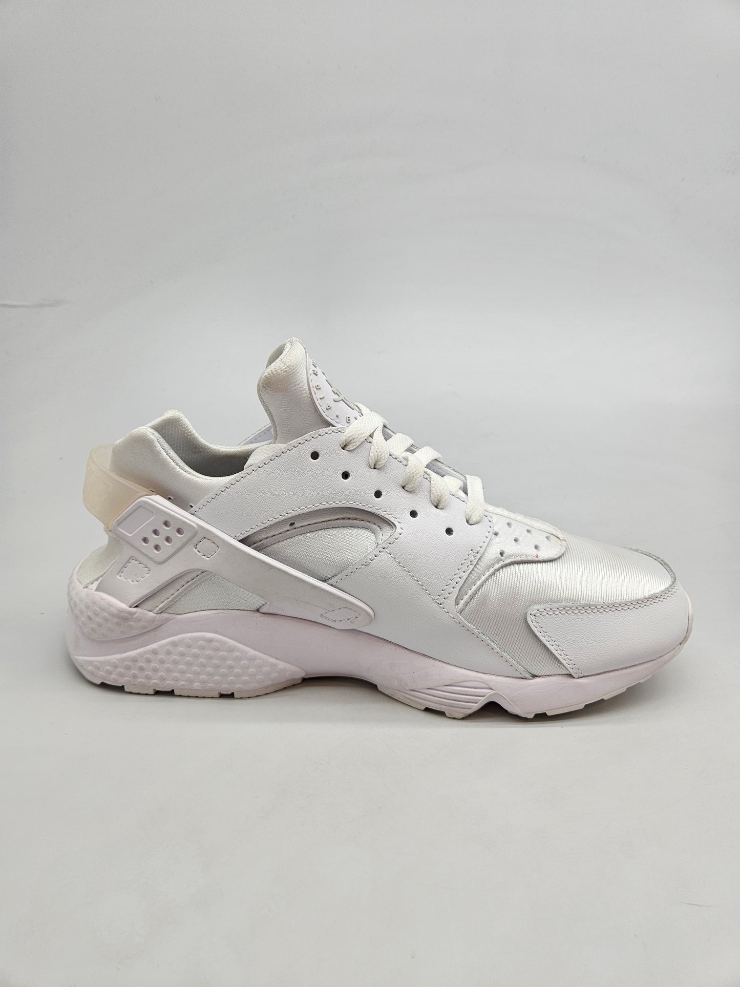 NIKE HUARACHE NOVI ORIGINAL PATIKI BR 44.5