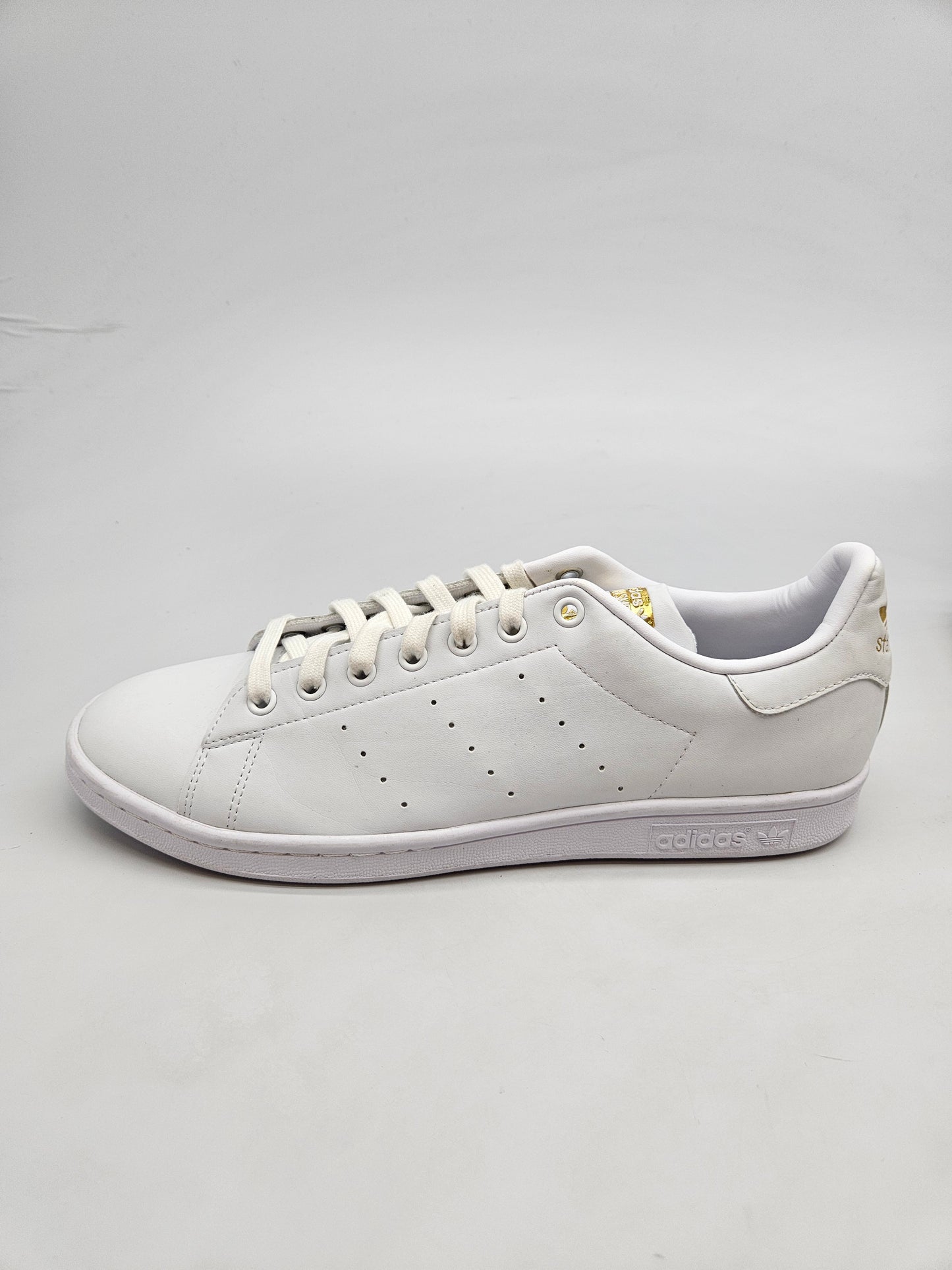 ADIDAS NOVI ORIGINAL PATIKI BR 44.5