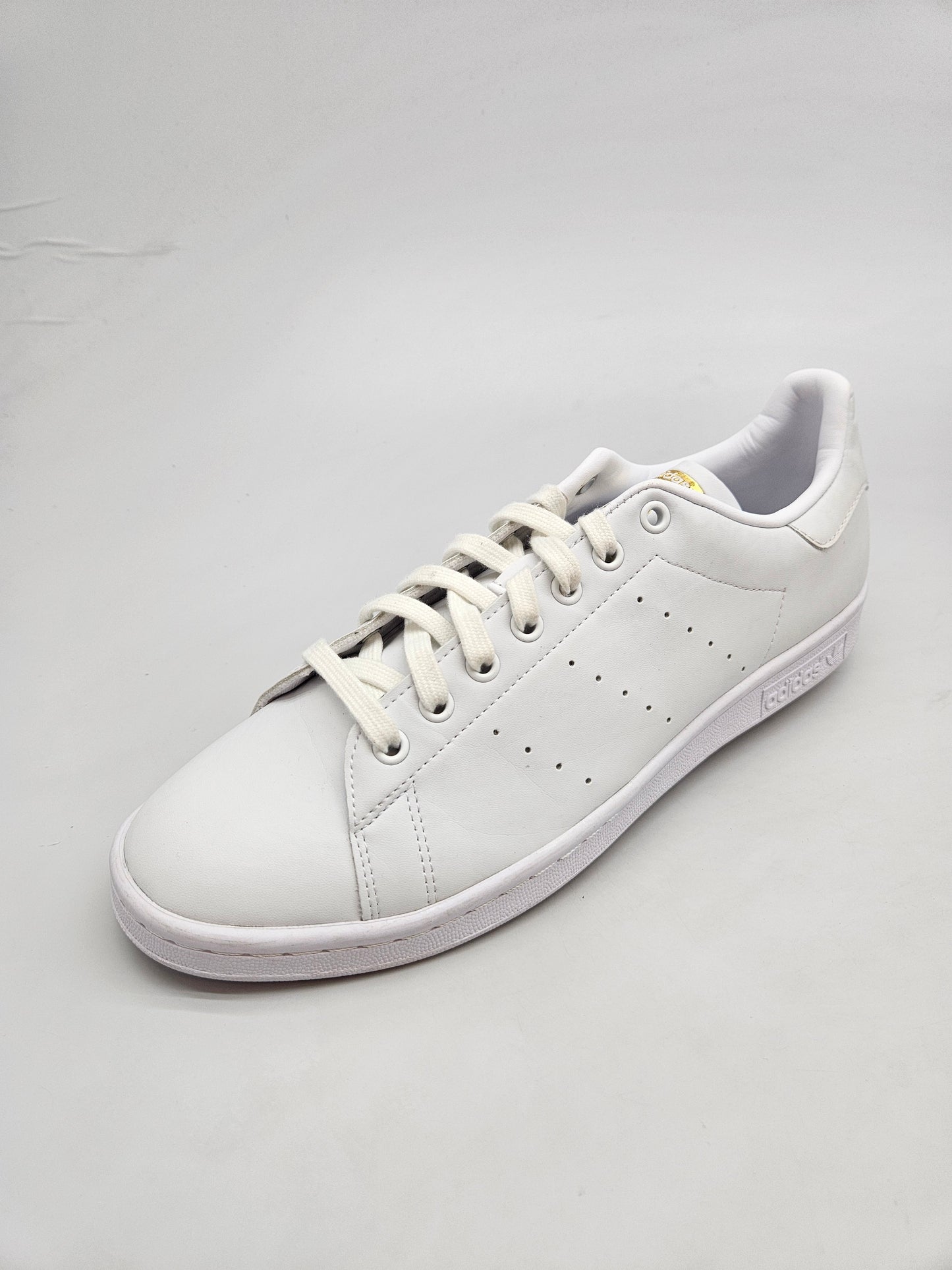 ADIDAS NOVI ORIGINAL PATIKI BR 44.5