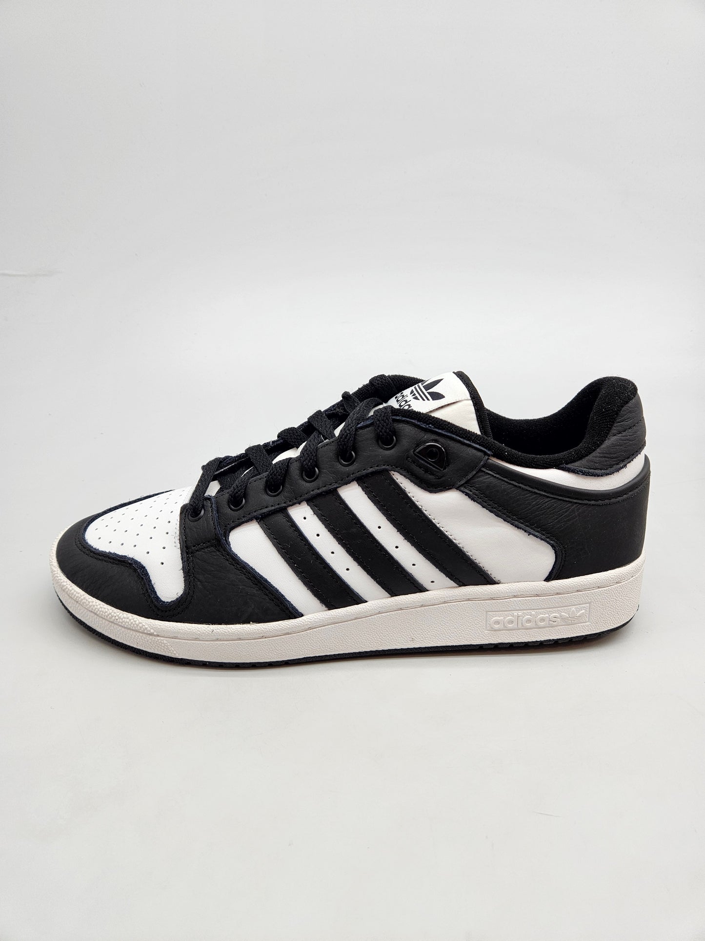 ADIDAS NOVI ORIGINAL PATIKI BR 46.5