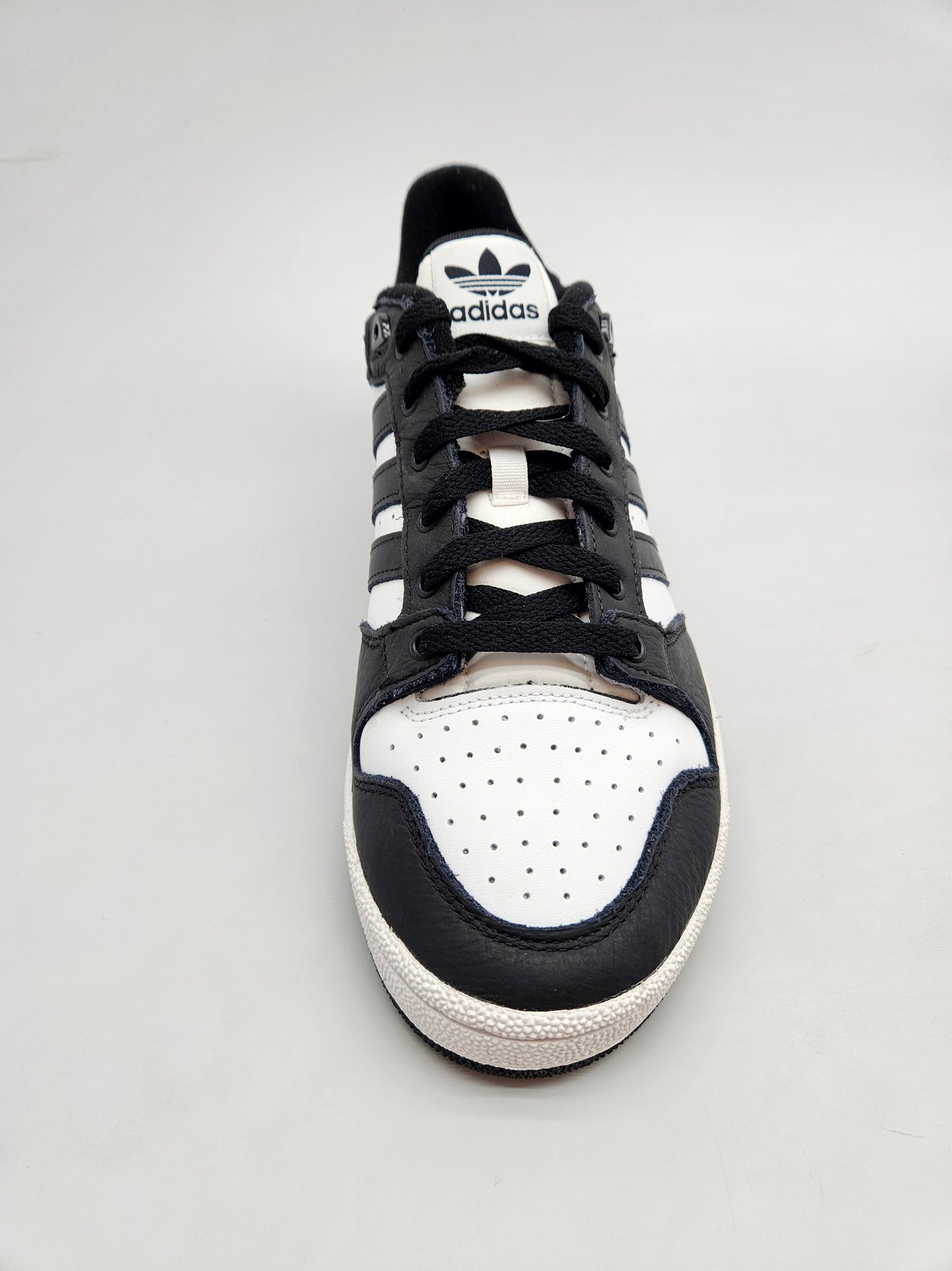 ADIDAS NOVI ORIGINAL PATIKI BR 46.5