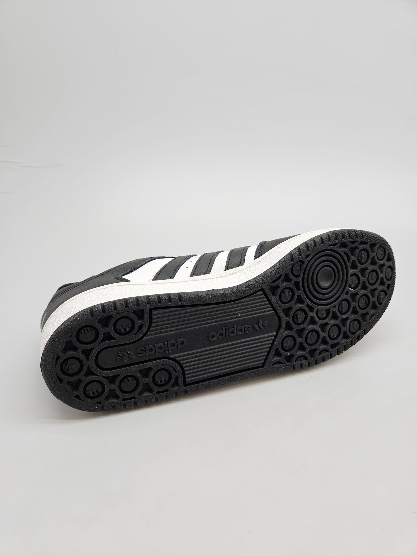 ADIDAS NOVI ORIGINAL PATIKI BR 46.5