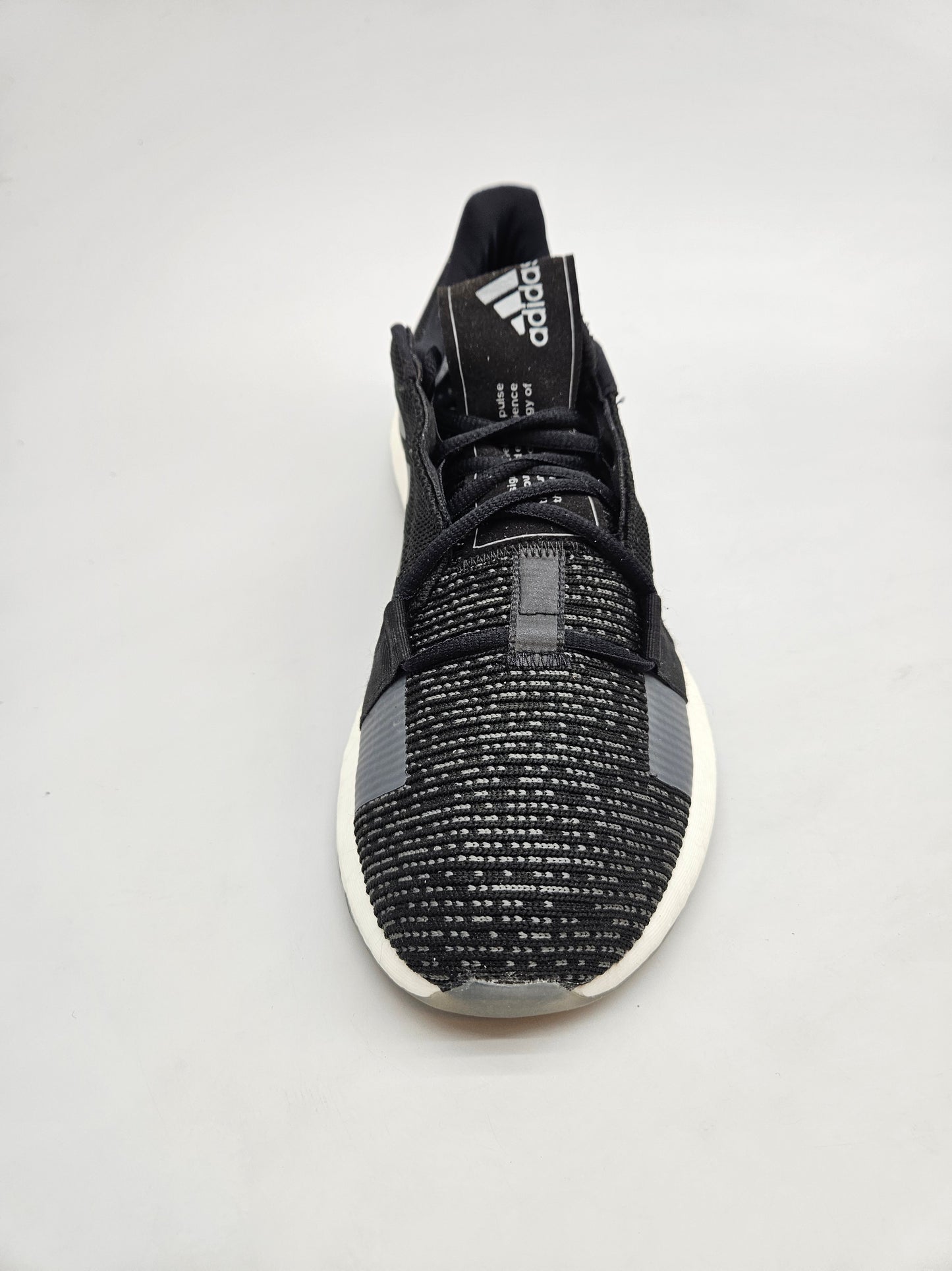 ADIDAS NOVI ORIGINAL PATIKI BR 44