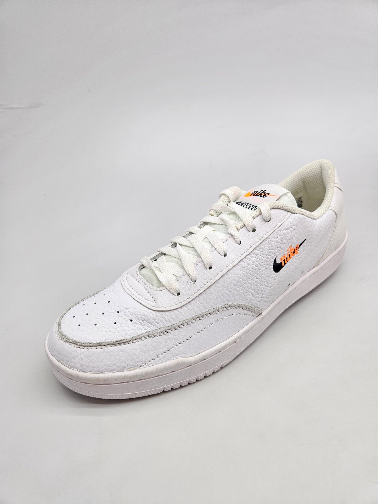 NIKE NOVI ORIGINAL PATIKI BR 43