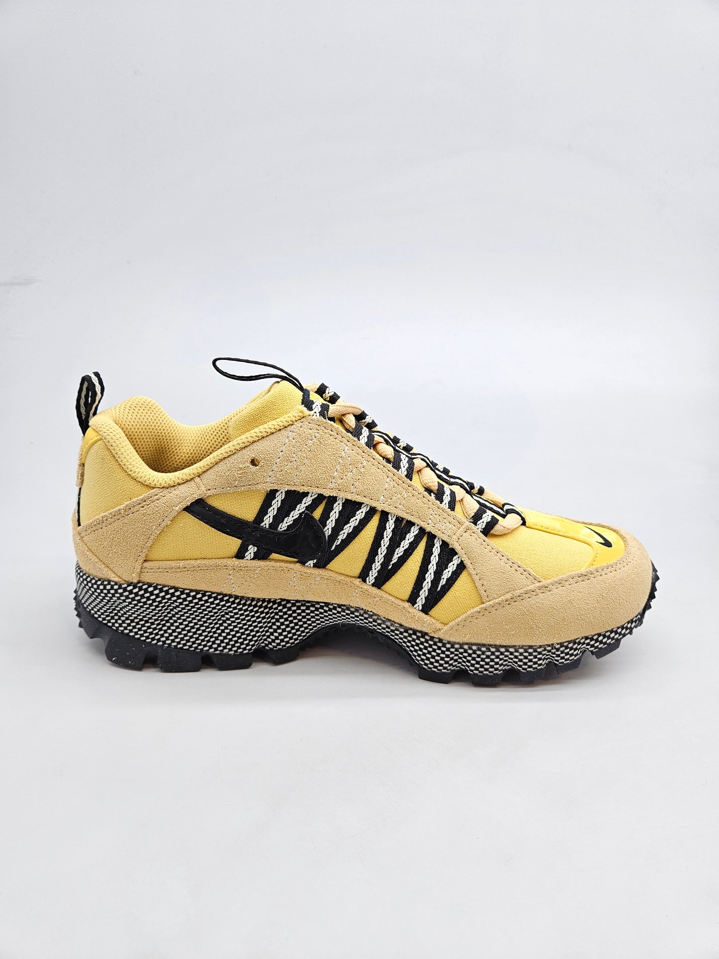 NIKE NOVI ORIGINAL PATIKI BR 38.5