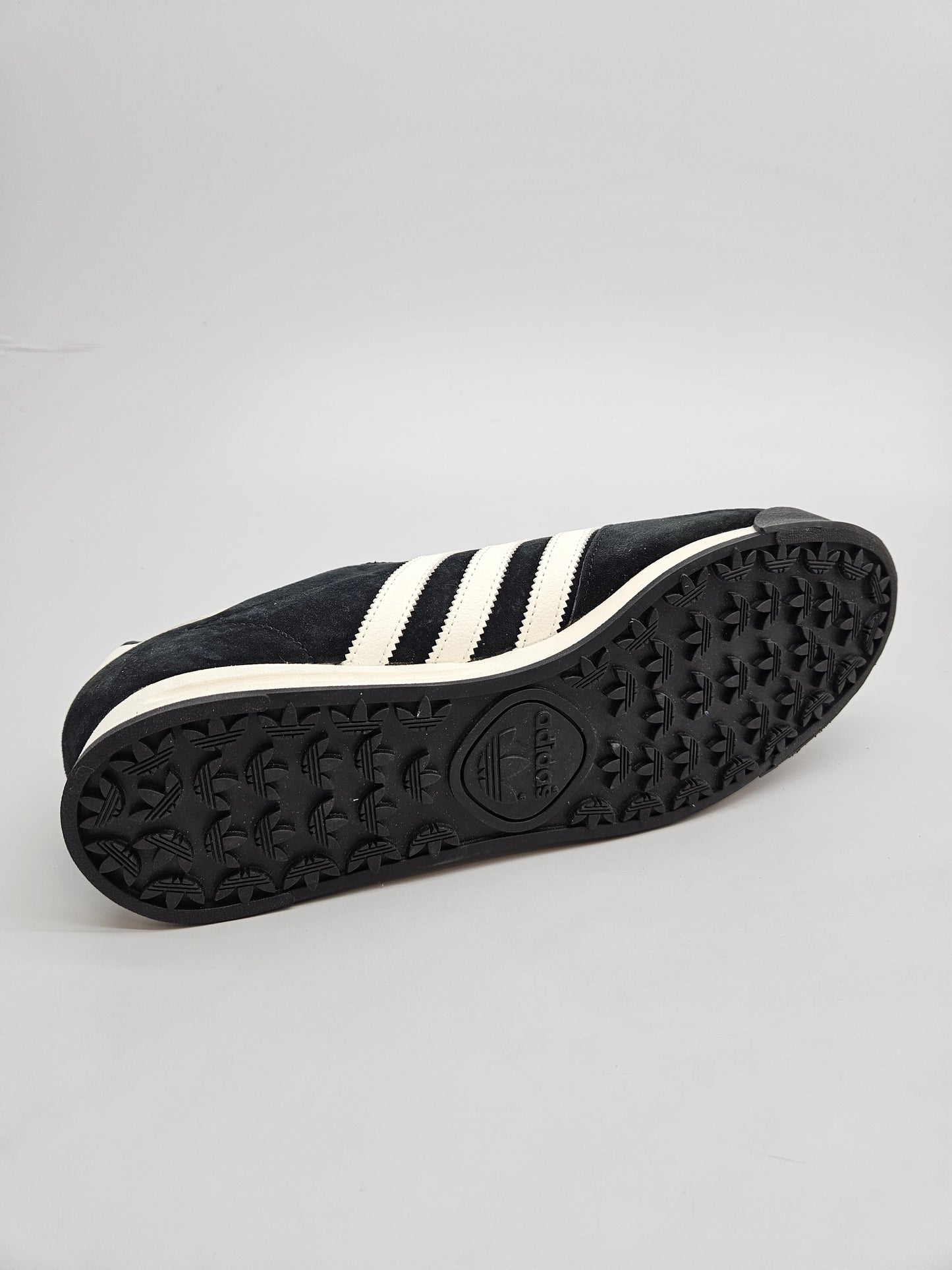 ADIDAS NOVI ORIGINAL PATIKI BR 45