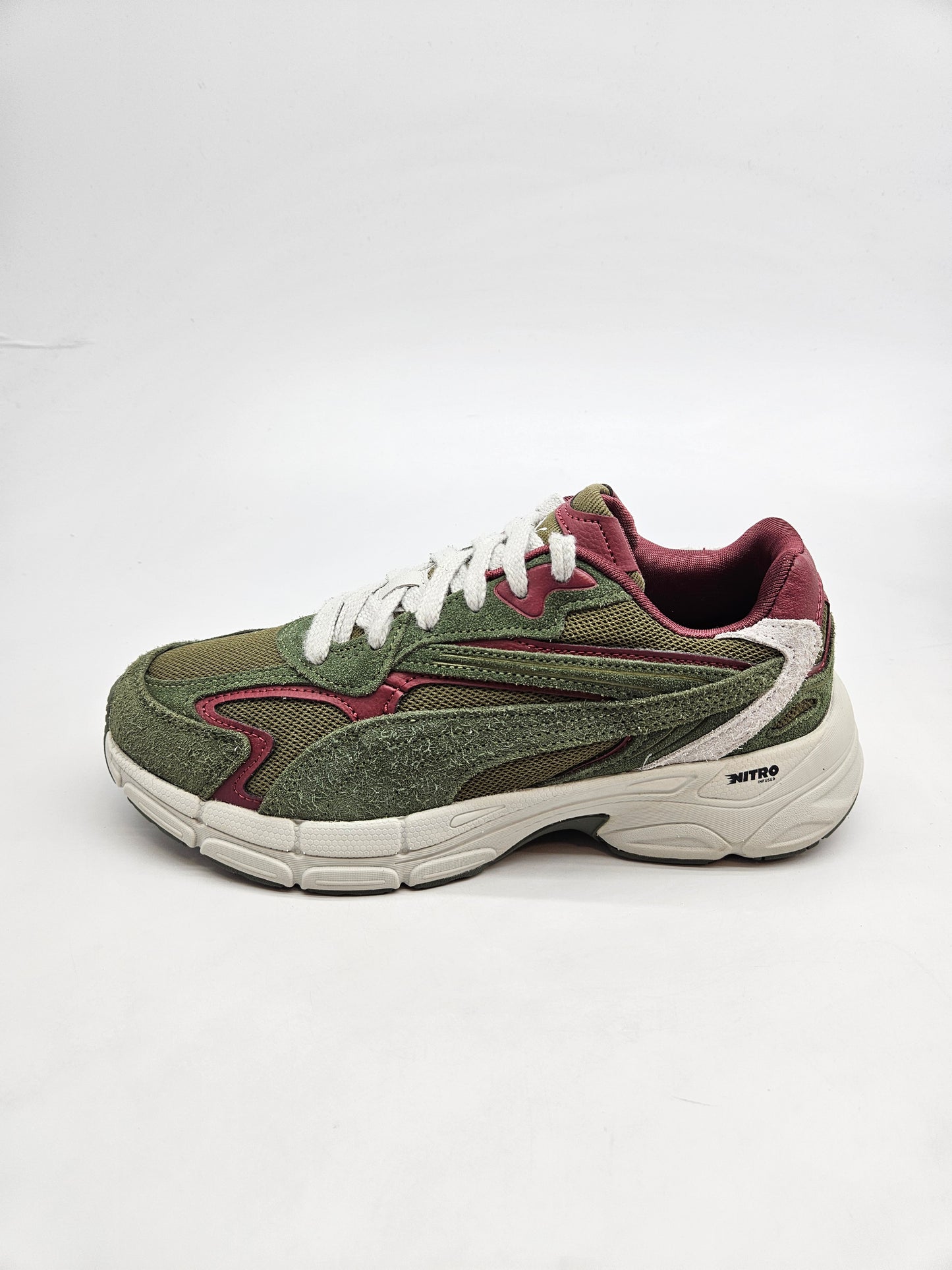 PUMA NOVI ORIGINAL PATIKI BR 40.5