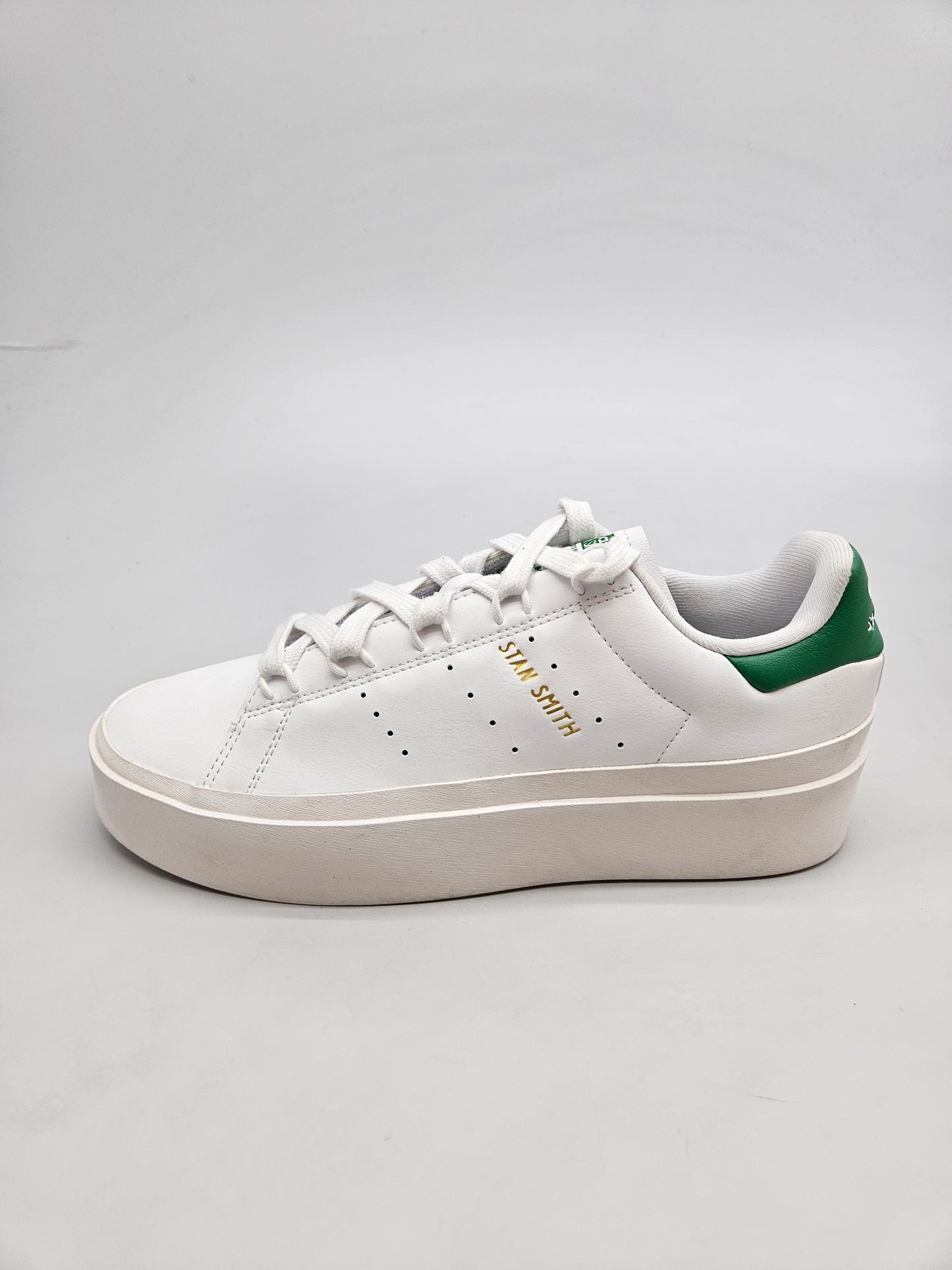 ADIDAS NOVI ORIGINAL PATIKI BR 40