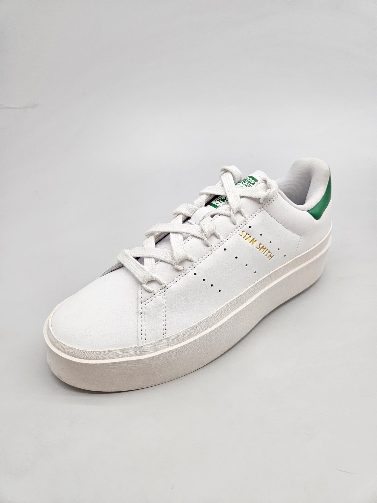 ADIDAS NOVI ORIGINAL PATIKI BR 40