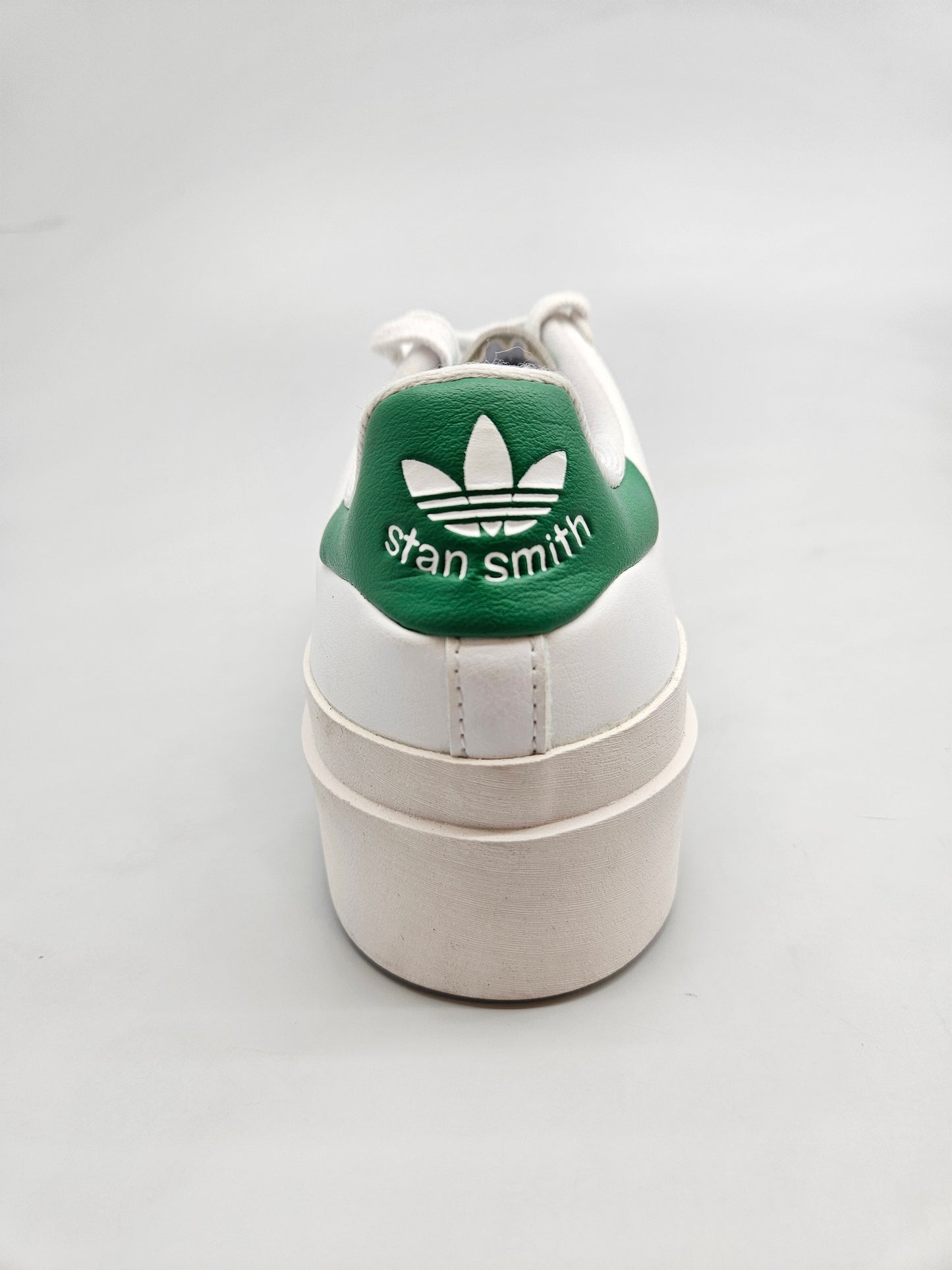 ADIDAS NOVI ORIGINAL PATIKI BR 40