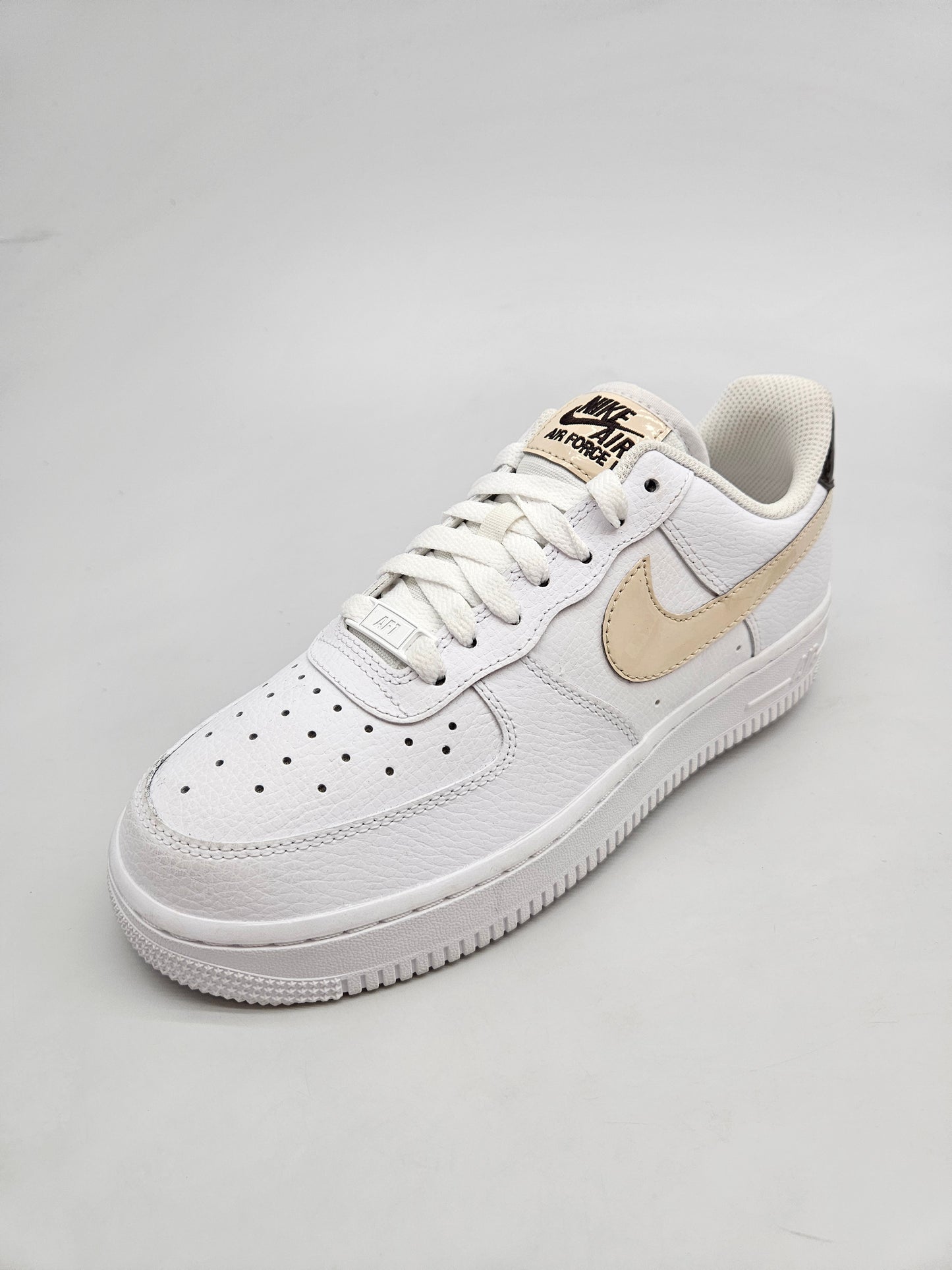 NIKE AF1 NOVI ORIGINAL PATIKI BR 38