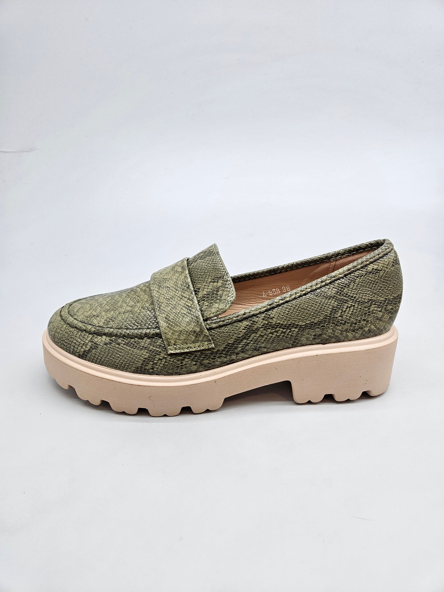 LUCKY SHOES NOVI ORIGINAL CEVLI BR 38