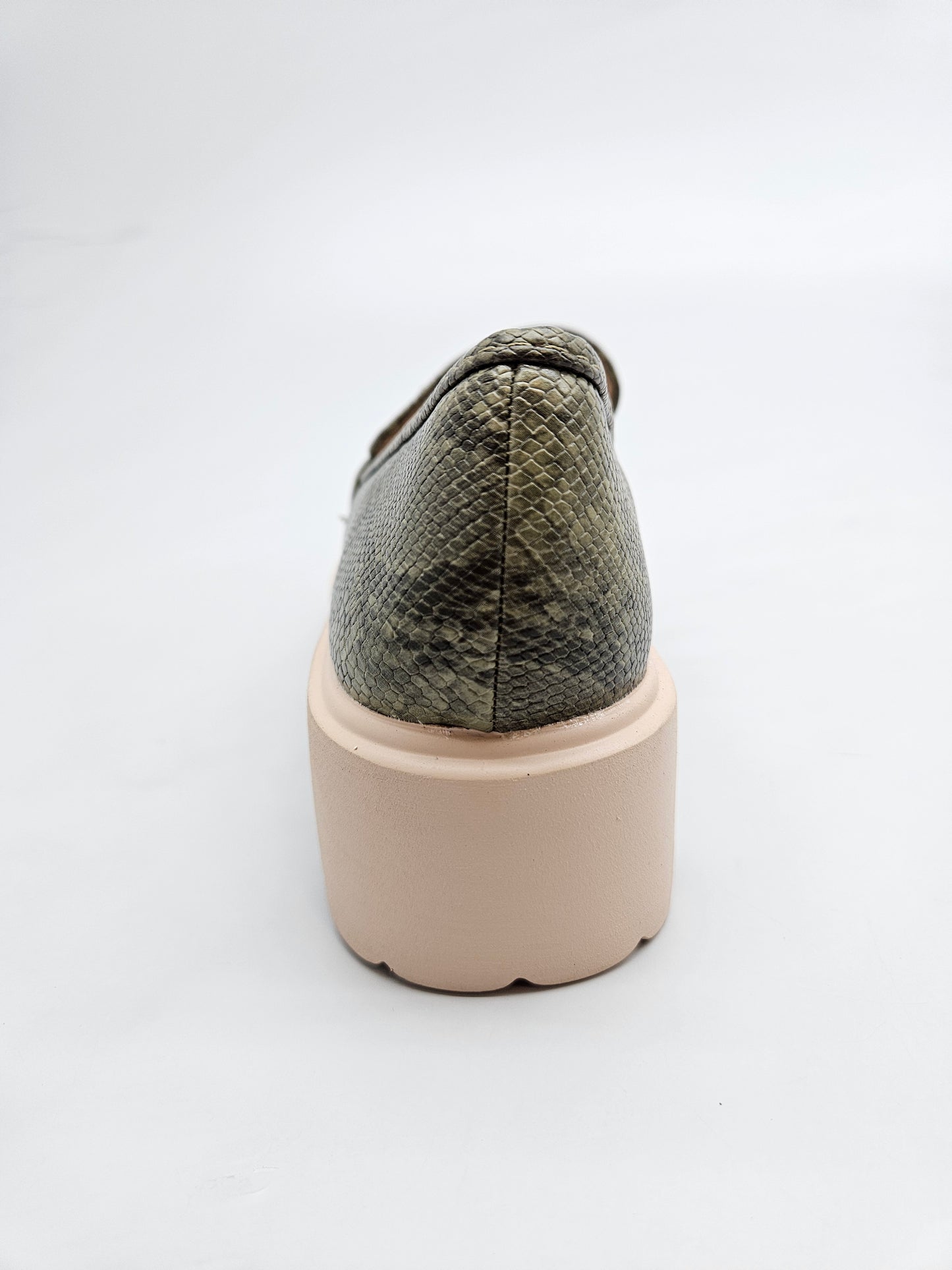 LUCKY SHOES NOVI ORIGINAL CEVLI BR 38