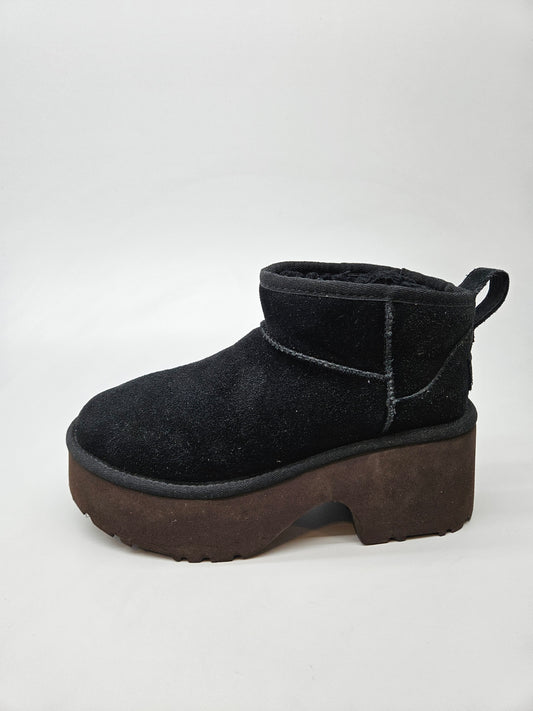 UGG AUSTRALIA ORIGINAL KOZNI CIZMI BR 38