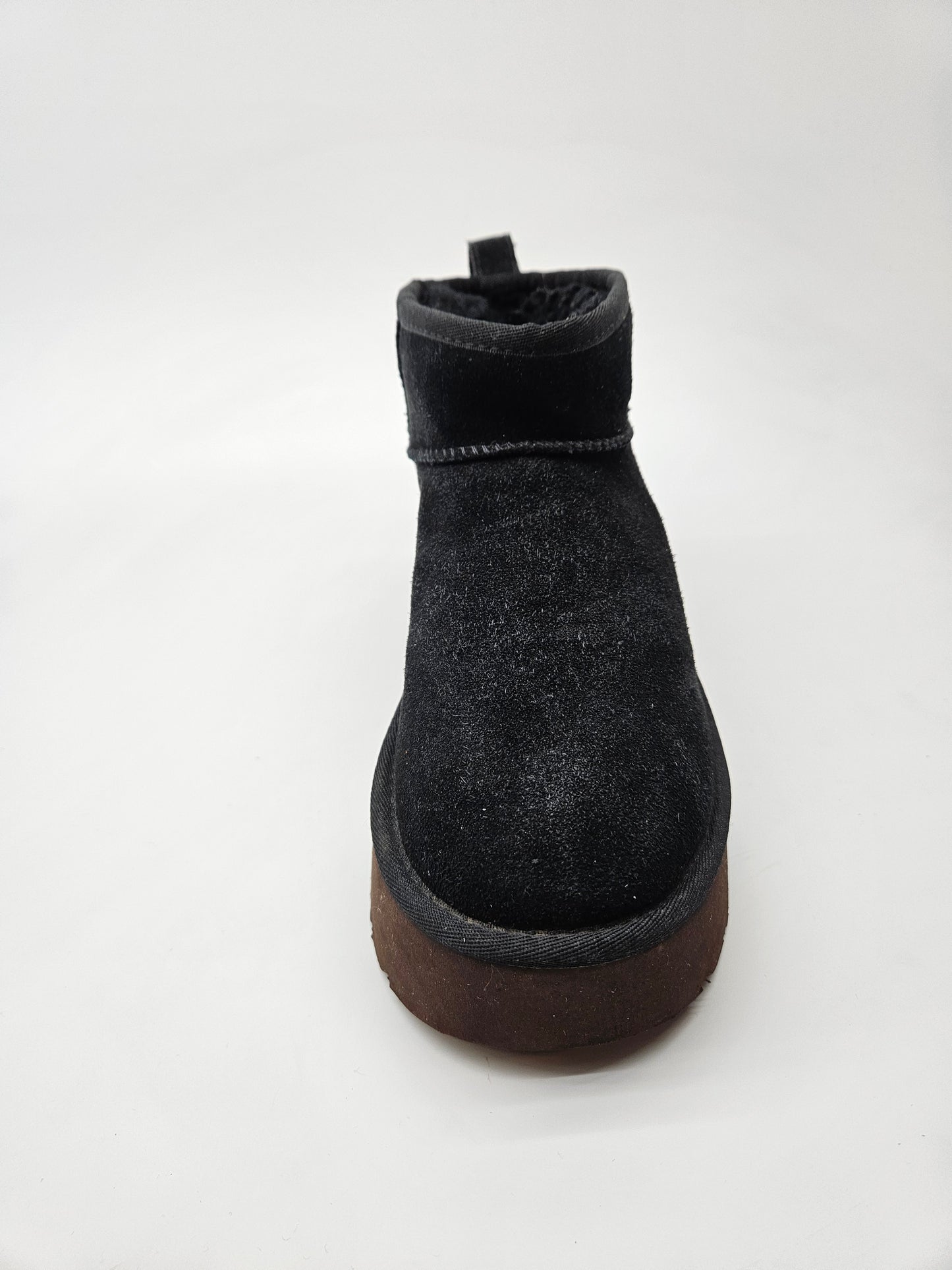 UGG AUSTRALIA ORIGINAL KOZNI CIZMI BR 38