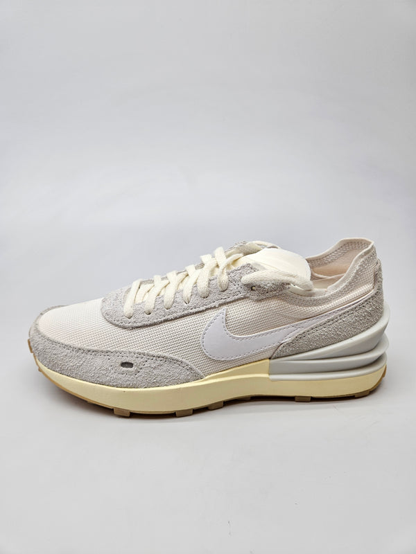 NIKE NOVI ORIGINAL PATIKI BR 39
