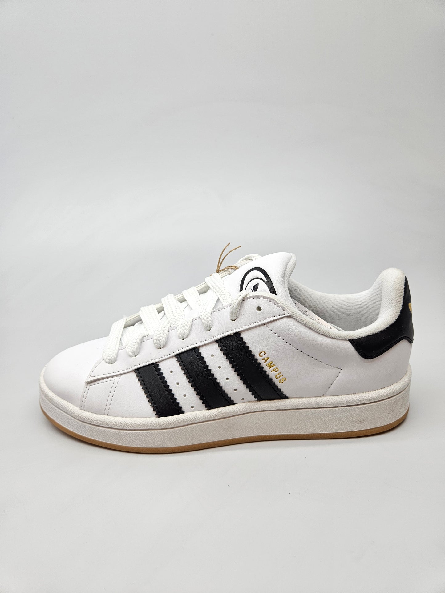ADIDAS NOVI ORIGINAL PATIKI BR 38.5