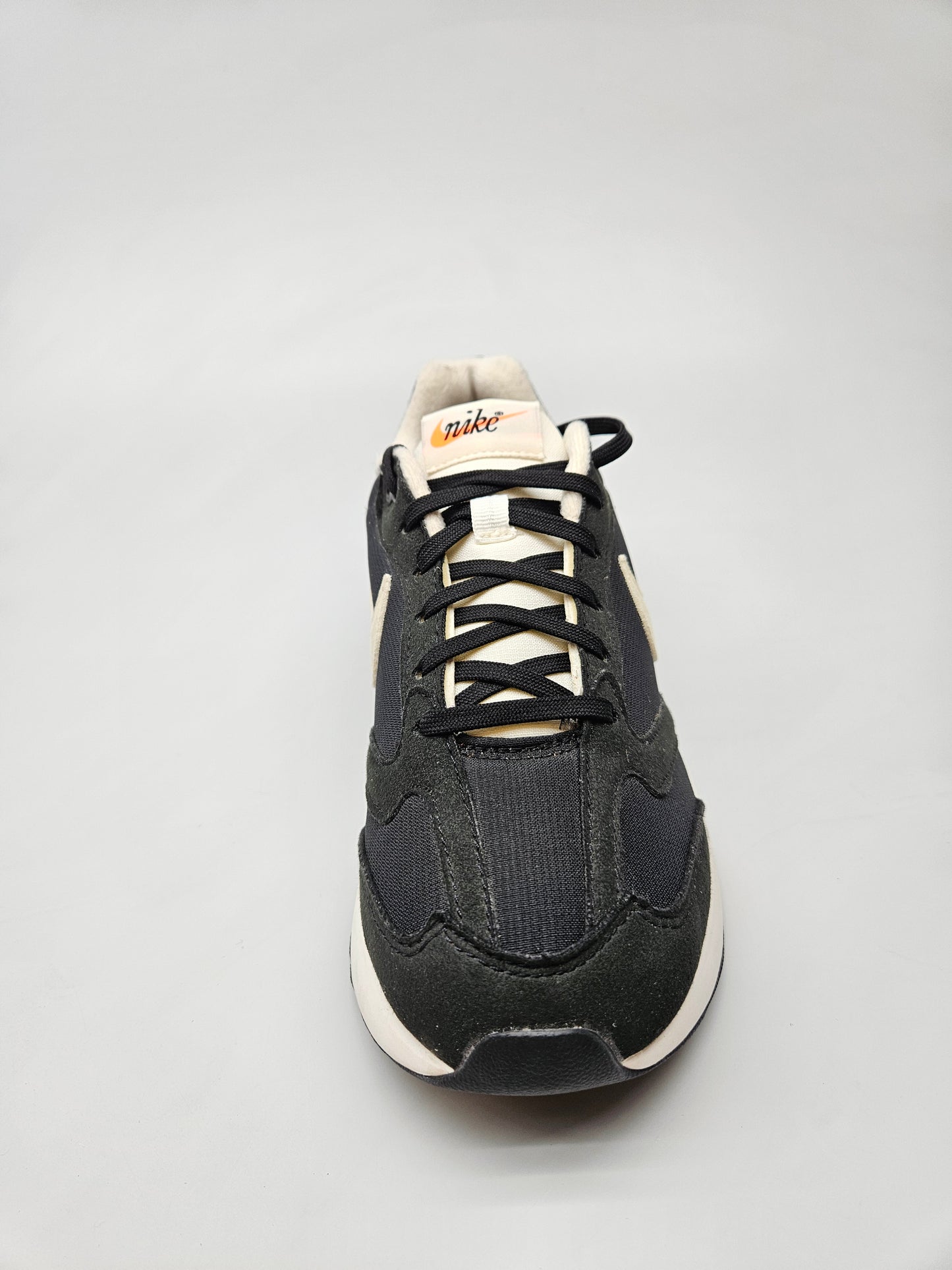 NIKE AIRMAX NOVI ORIGINAL PATIKI BR 36.5