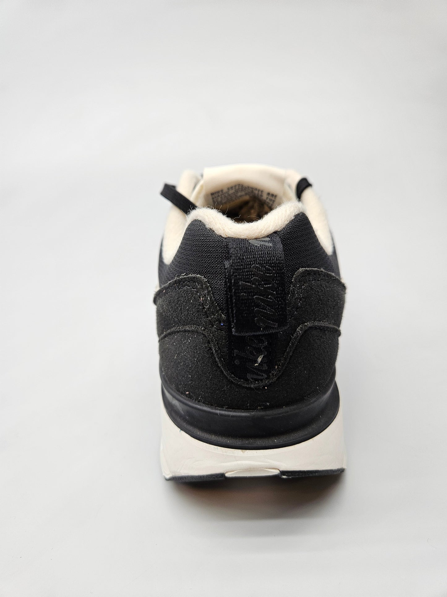 NIKE AIRMAX NOVI ORIGINAL PATIKI BR 36.5