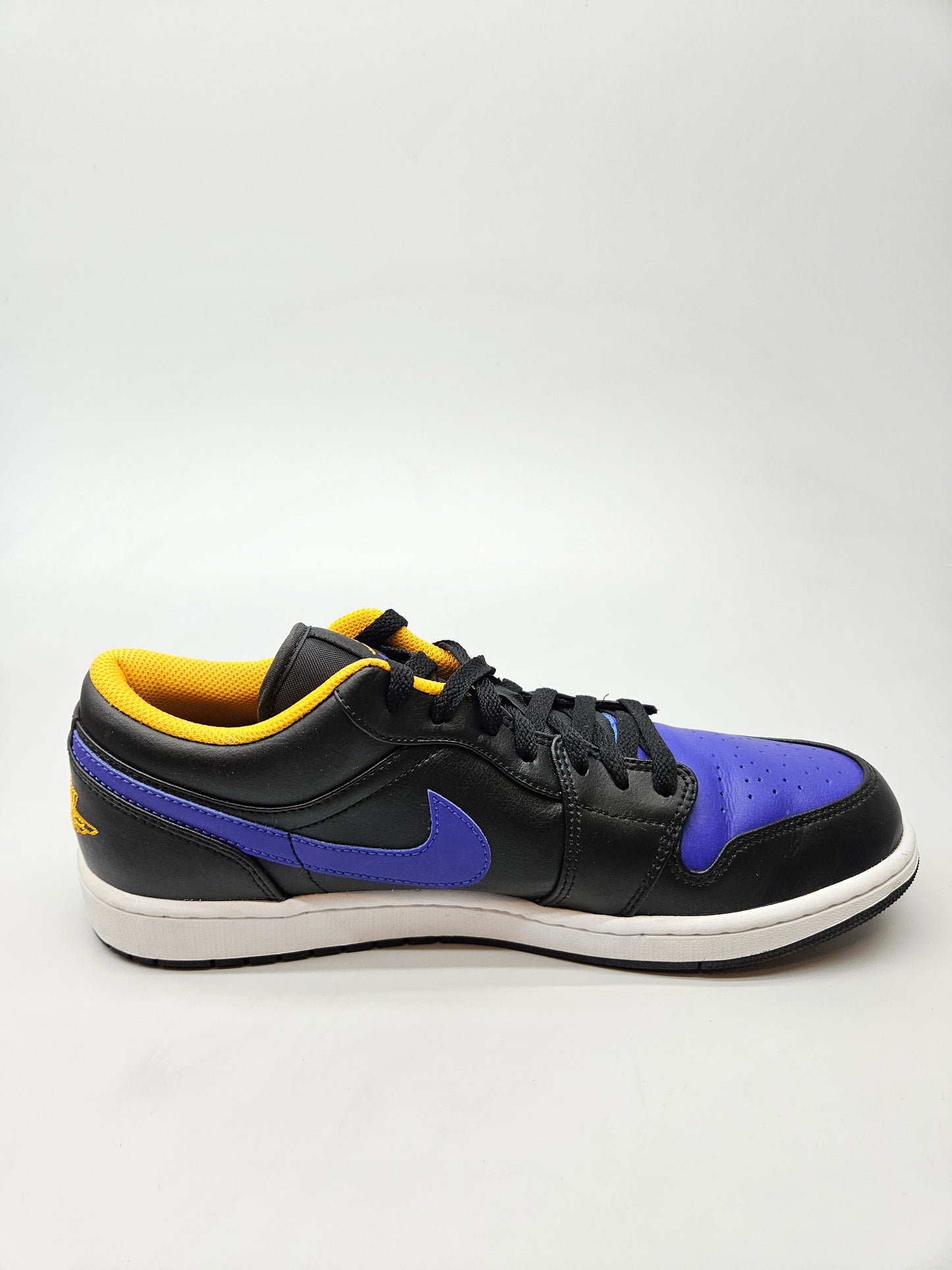 NIKE JORDAN NOVI ORIGINAL PATIKI BR 46