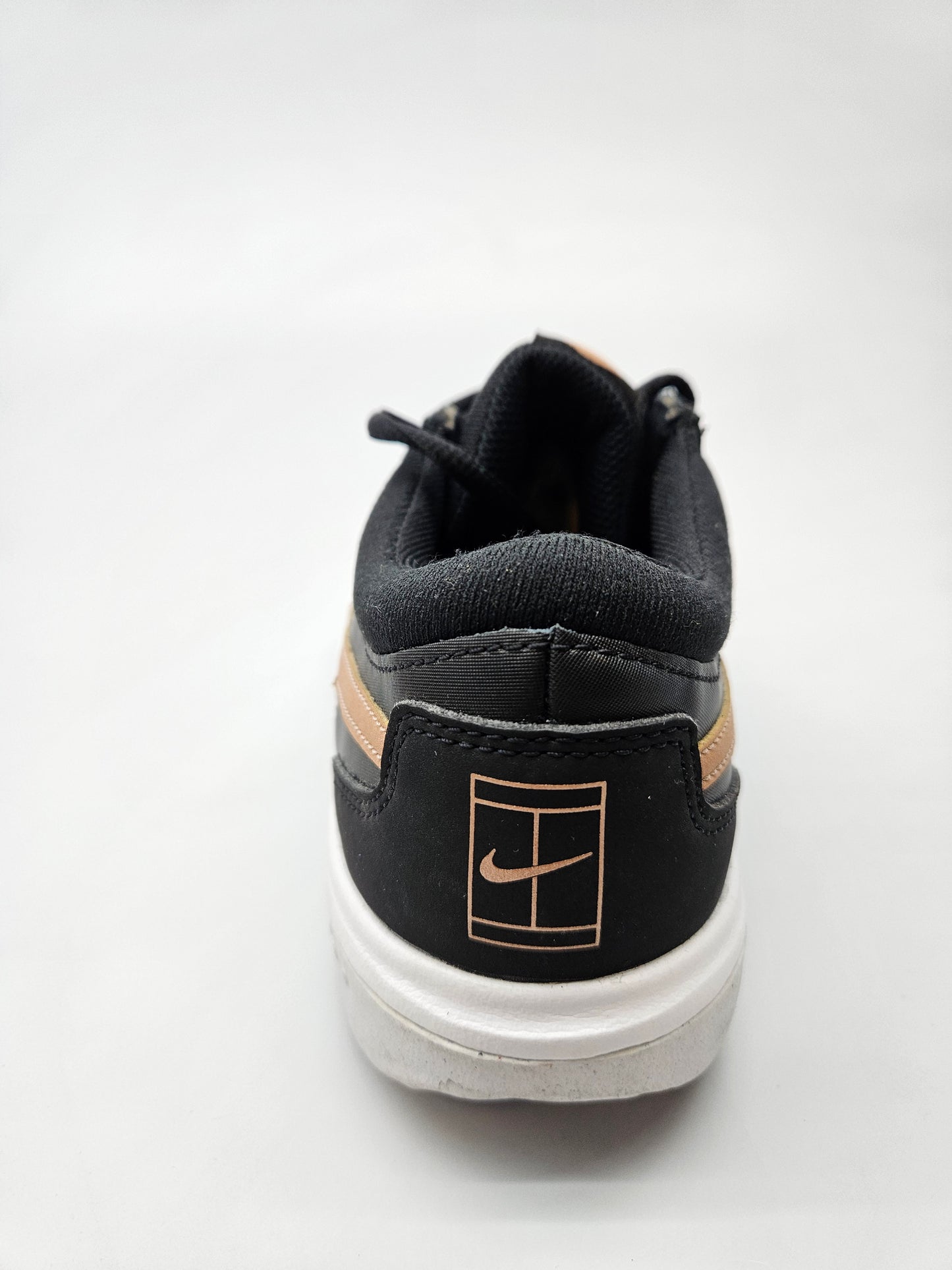 NIKE NOVI ORIGINAL PATIKI BR 40.5
