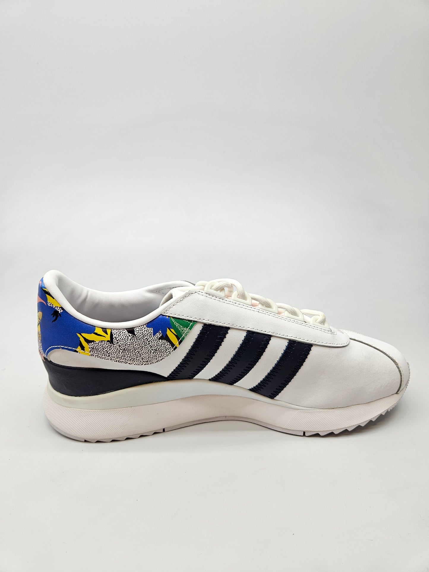 ADIDAS NOVI ORIGINAL PATIKI BR 41