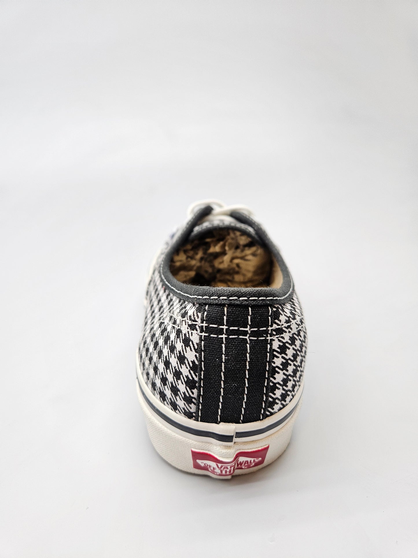 VANS NOVI ORIGINAL PATIKI BR 42.5