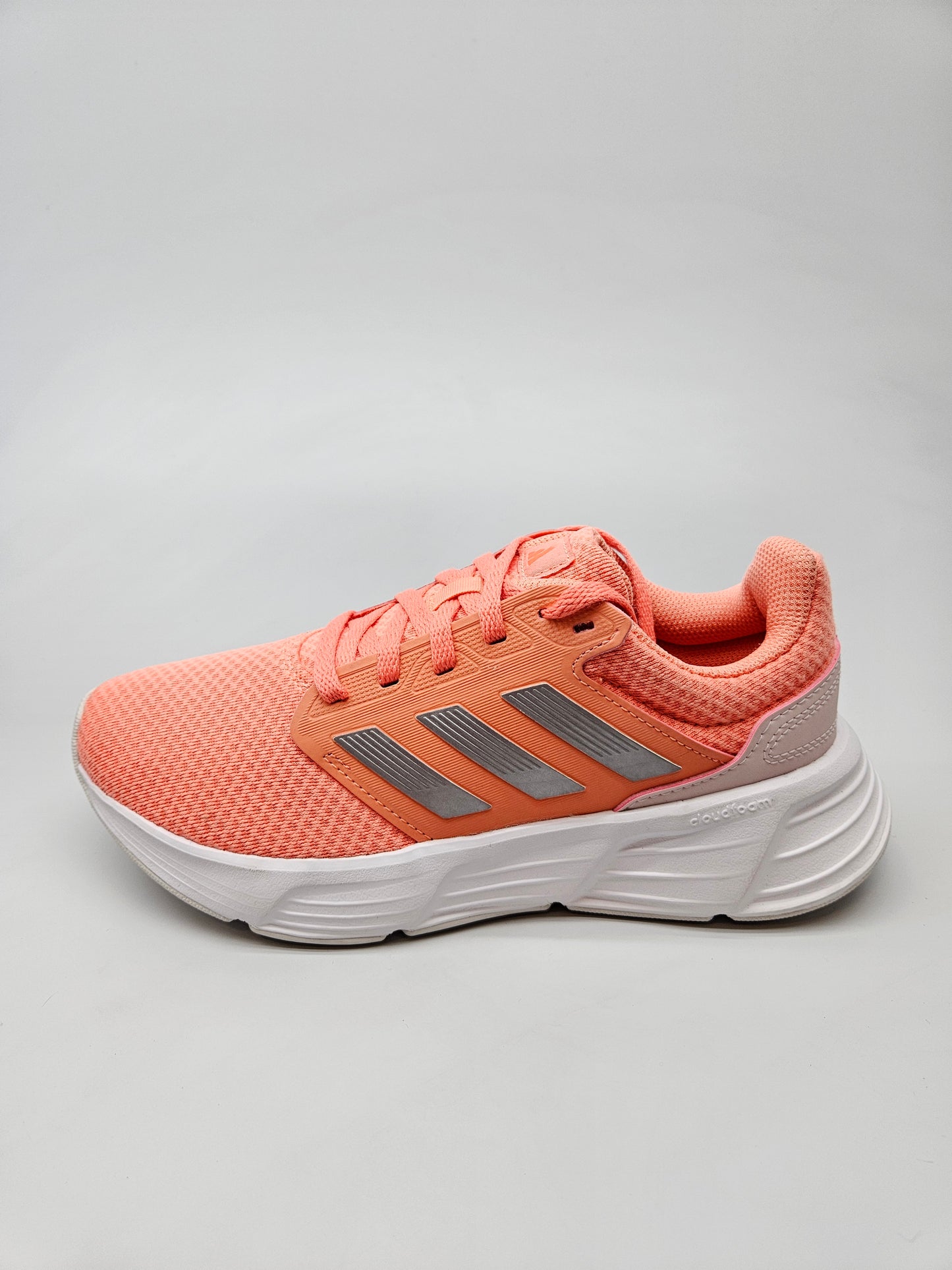 ADIDAS NOVI ORIGINAL PATIKI BR 38