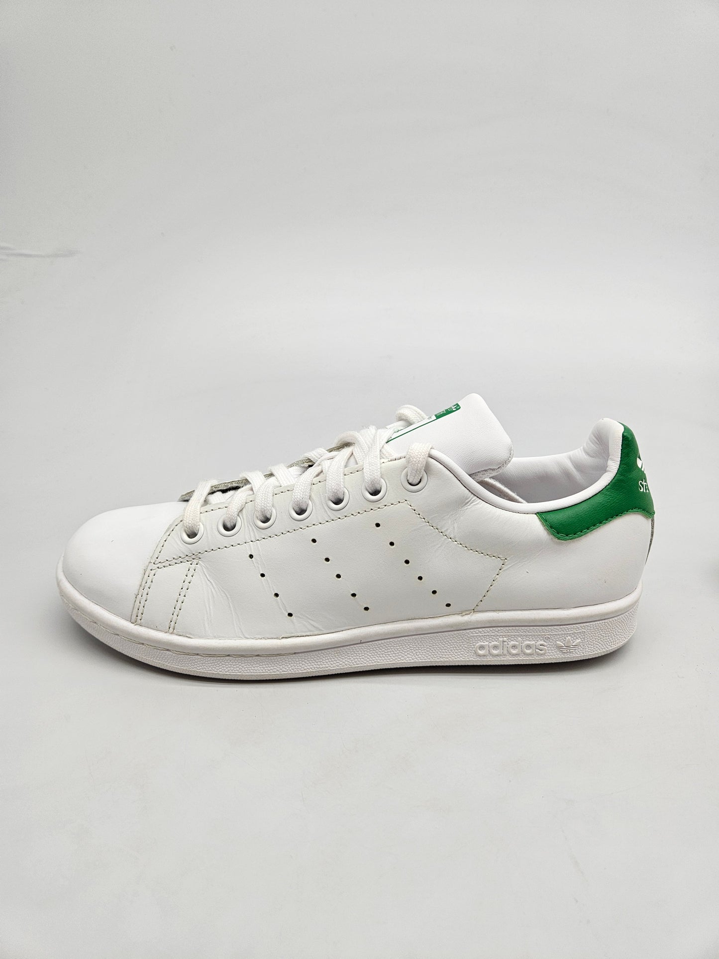 ADIDAS NOVI ORIGINAL PATIKI BR 39
