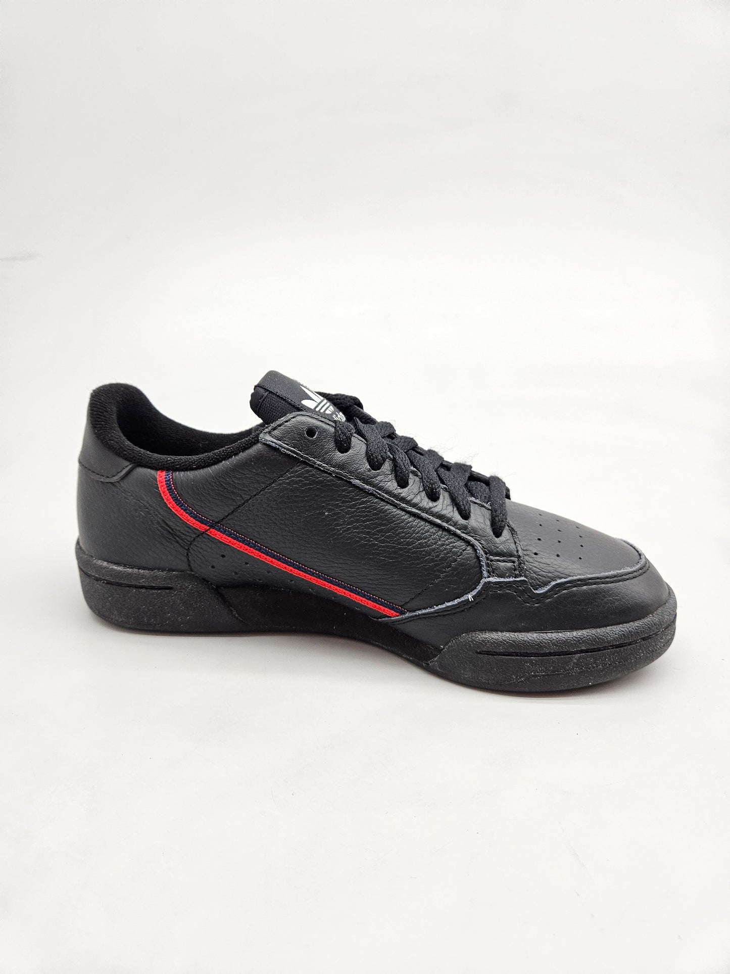 ADIDAS NOVI ORIGINAL PATIKI BR 37