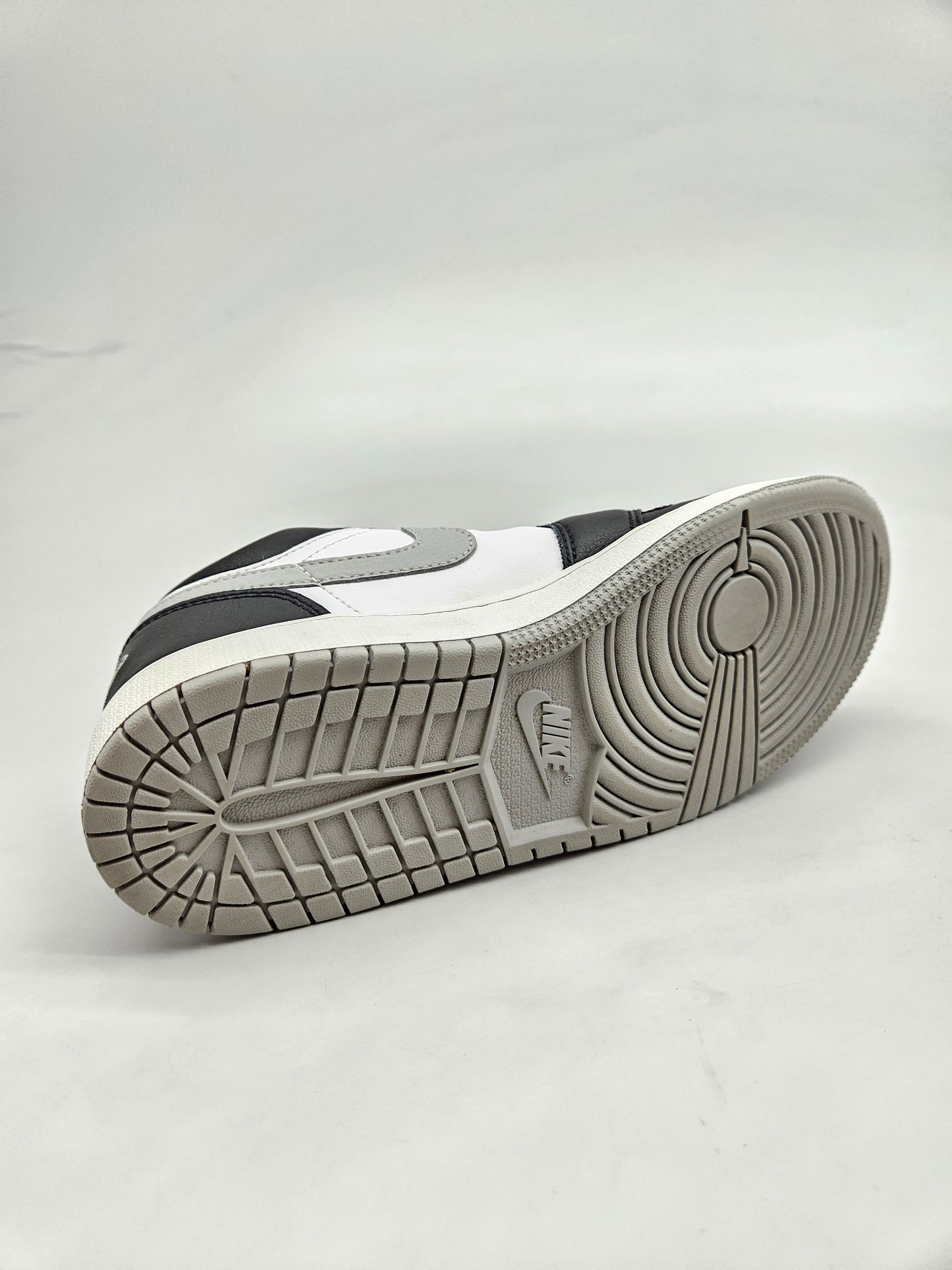 NIKE JORDAN ORIGINAL PATIKI BR 38